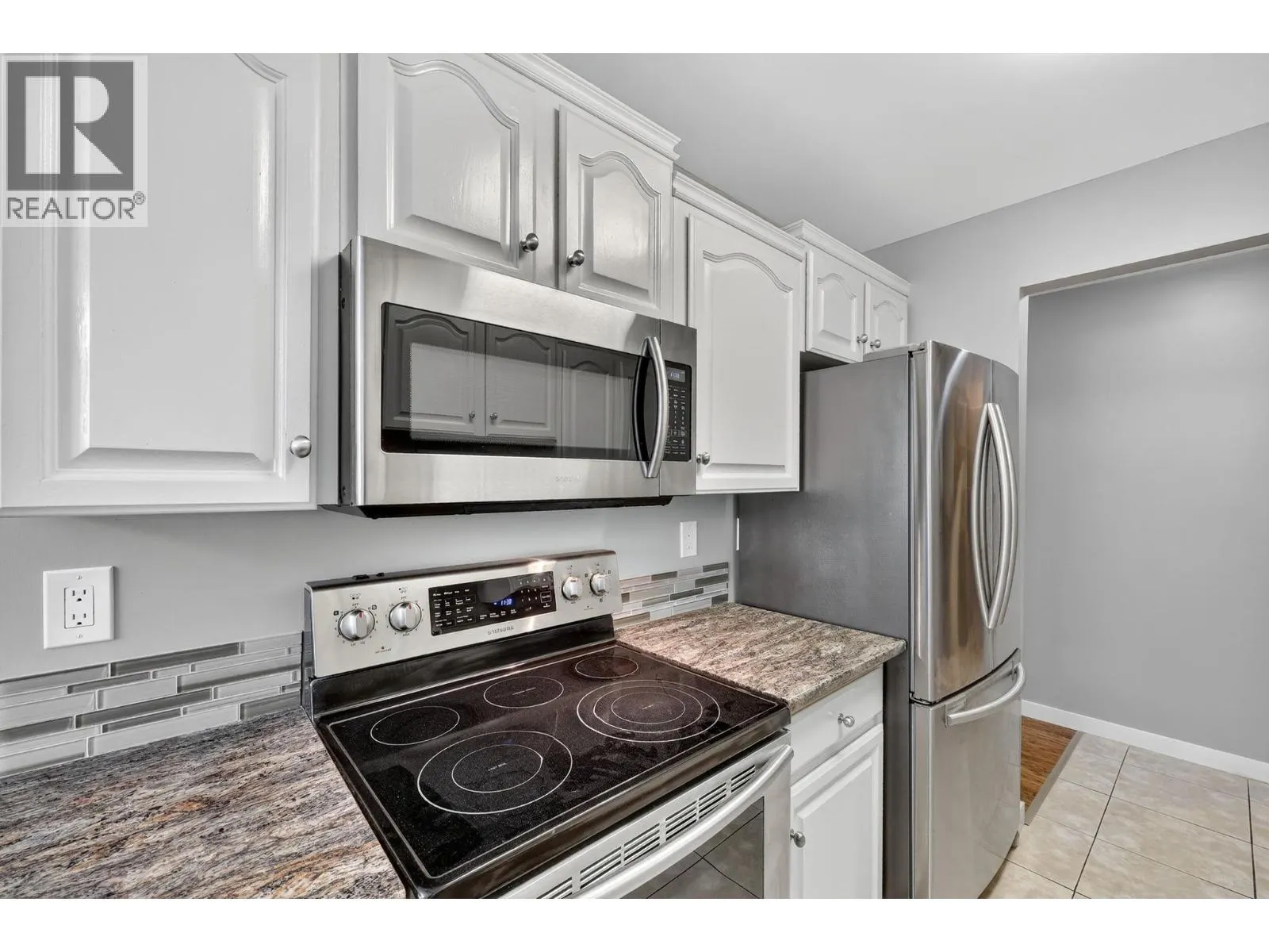 1229 Bernard Avenue Unit# 105