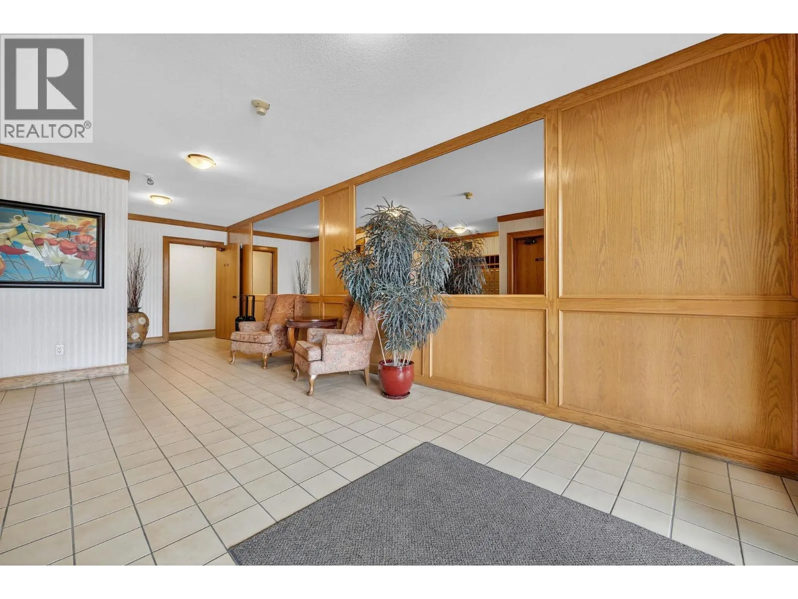 1229 Bernard Avenue Unit# 105