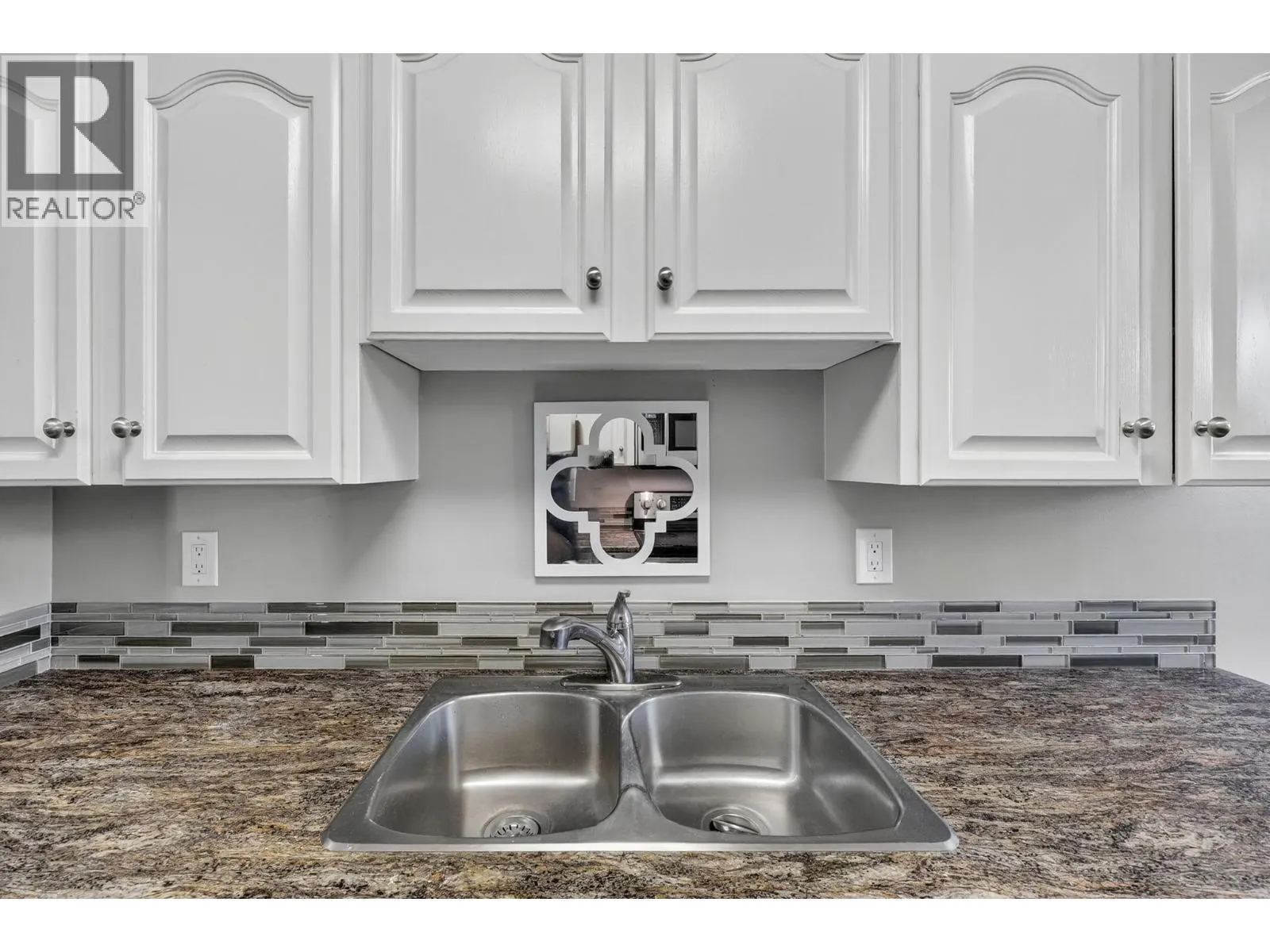 1229 Bernard Avenue Unit# 105