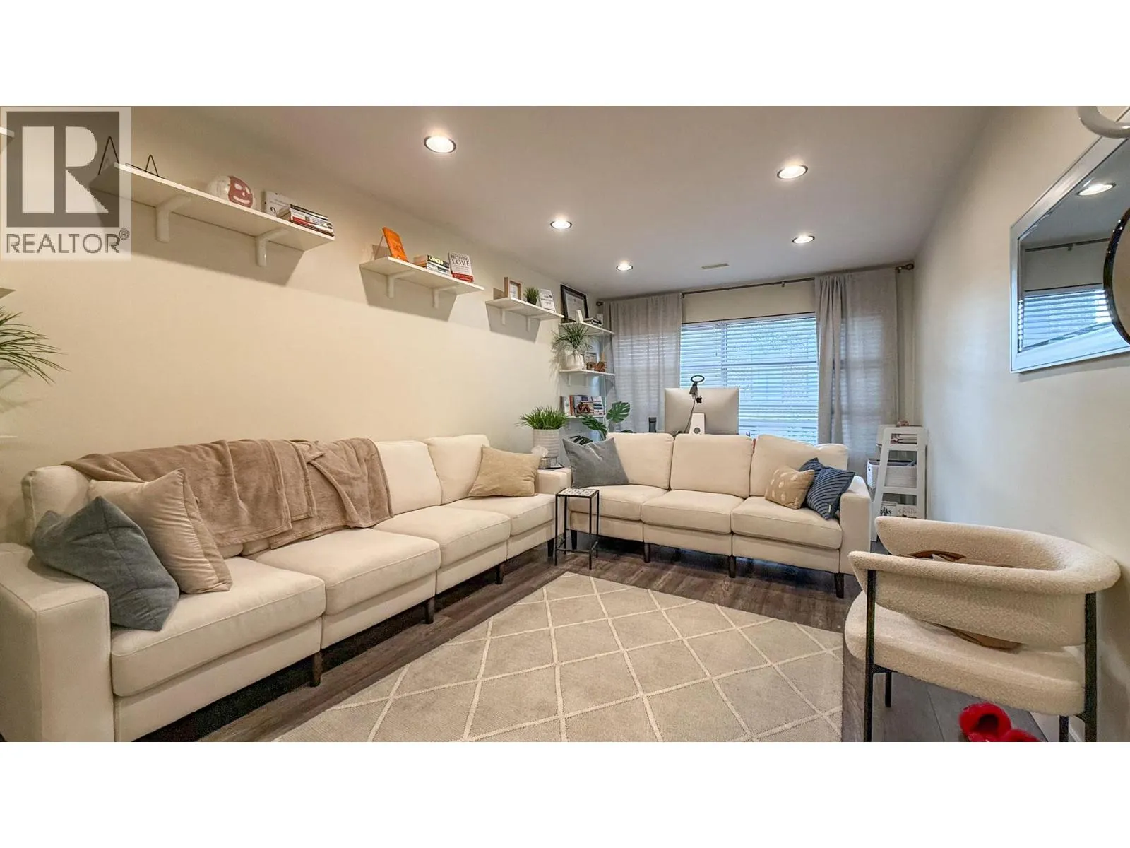 1462 St. Paul Street Unit# 201