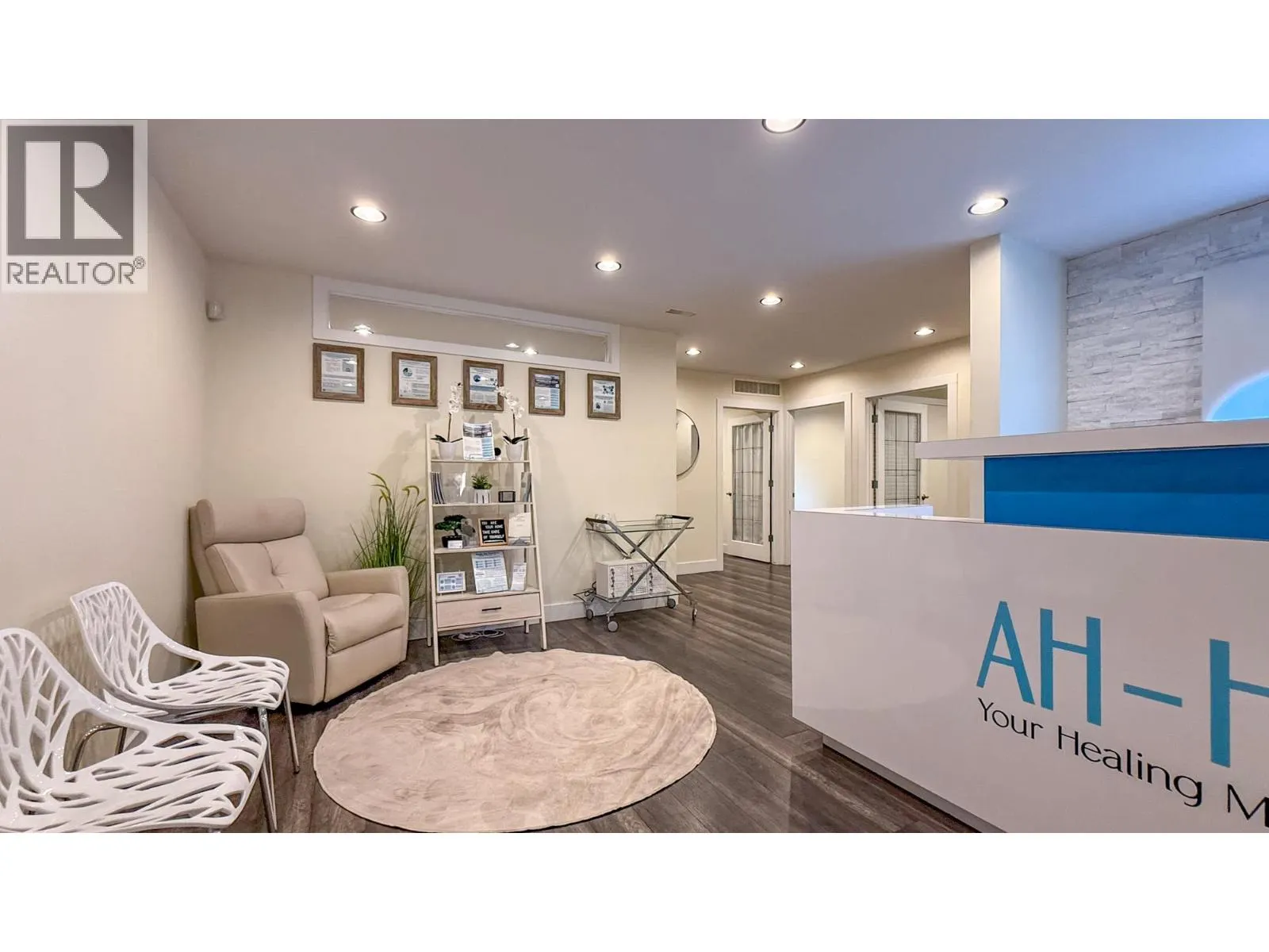 1462 St. Paul Street Unit# 201