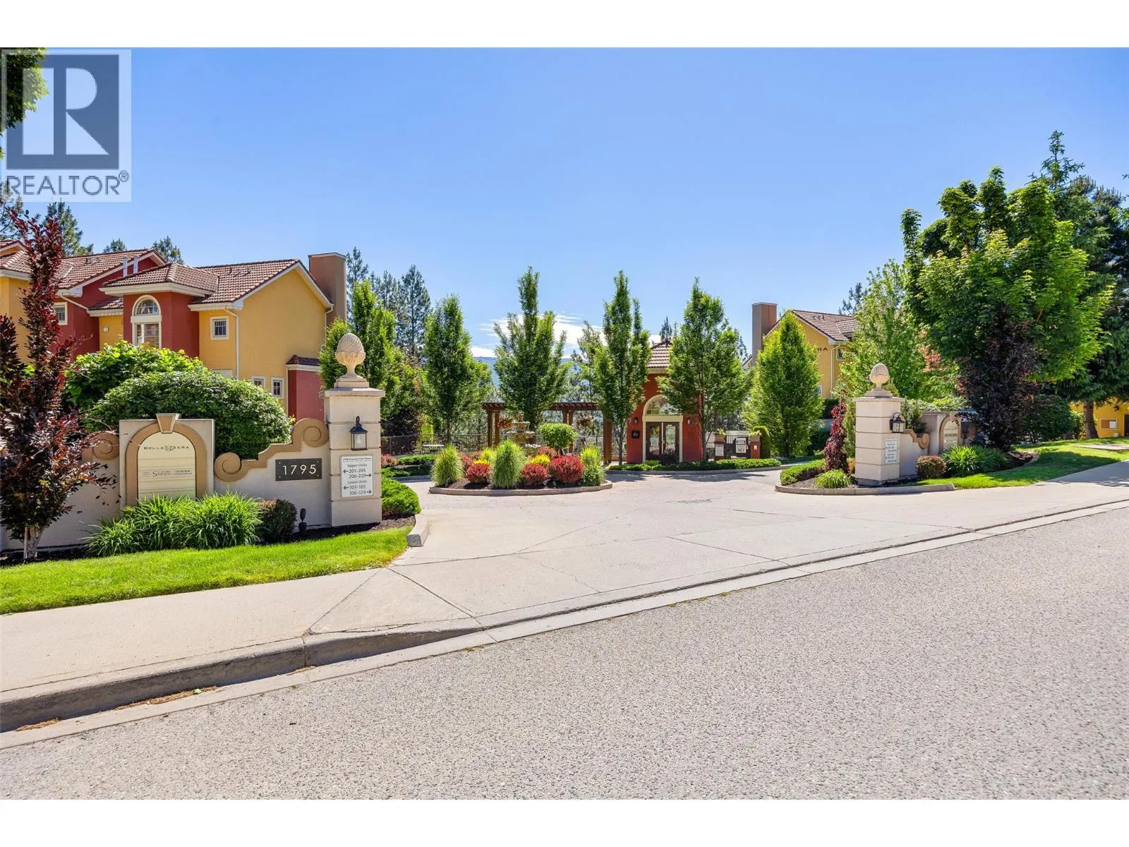 1795 Country Club Drive Unit# 204
