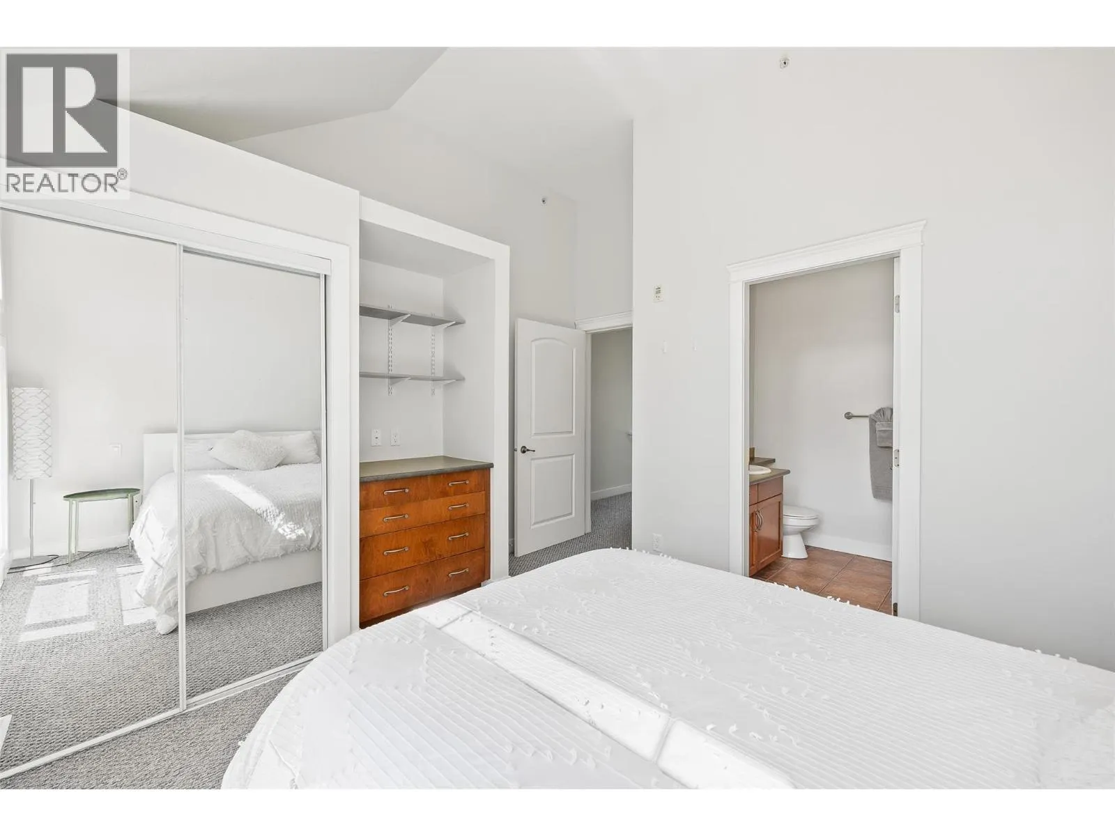 1795 Country Club Drive Unit# 204