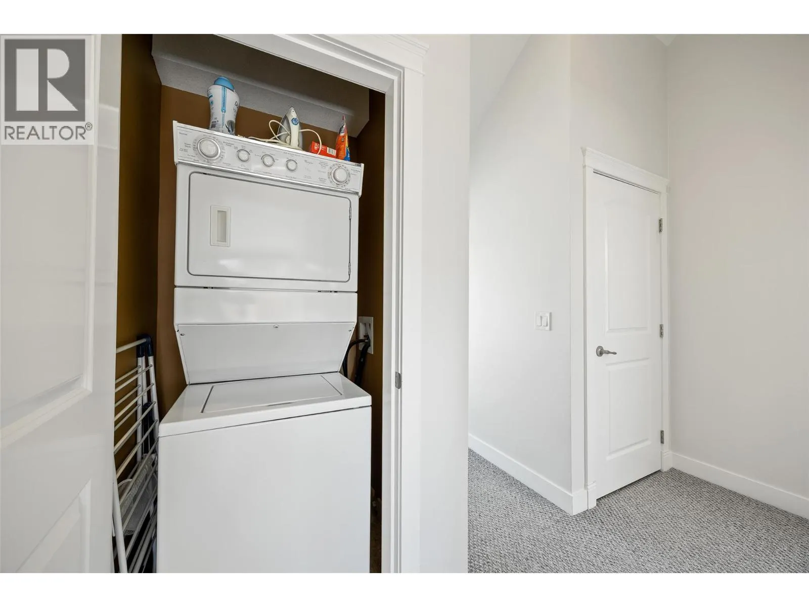 1795 Country Club Drive Unit# 204