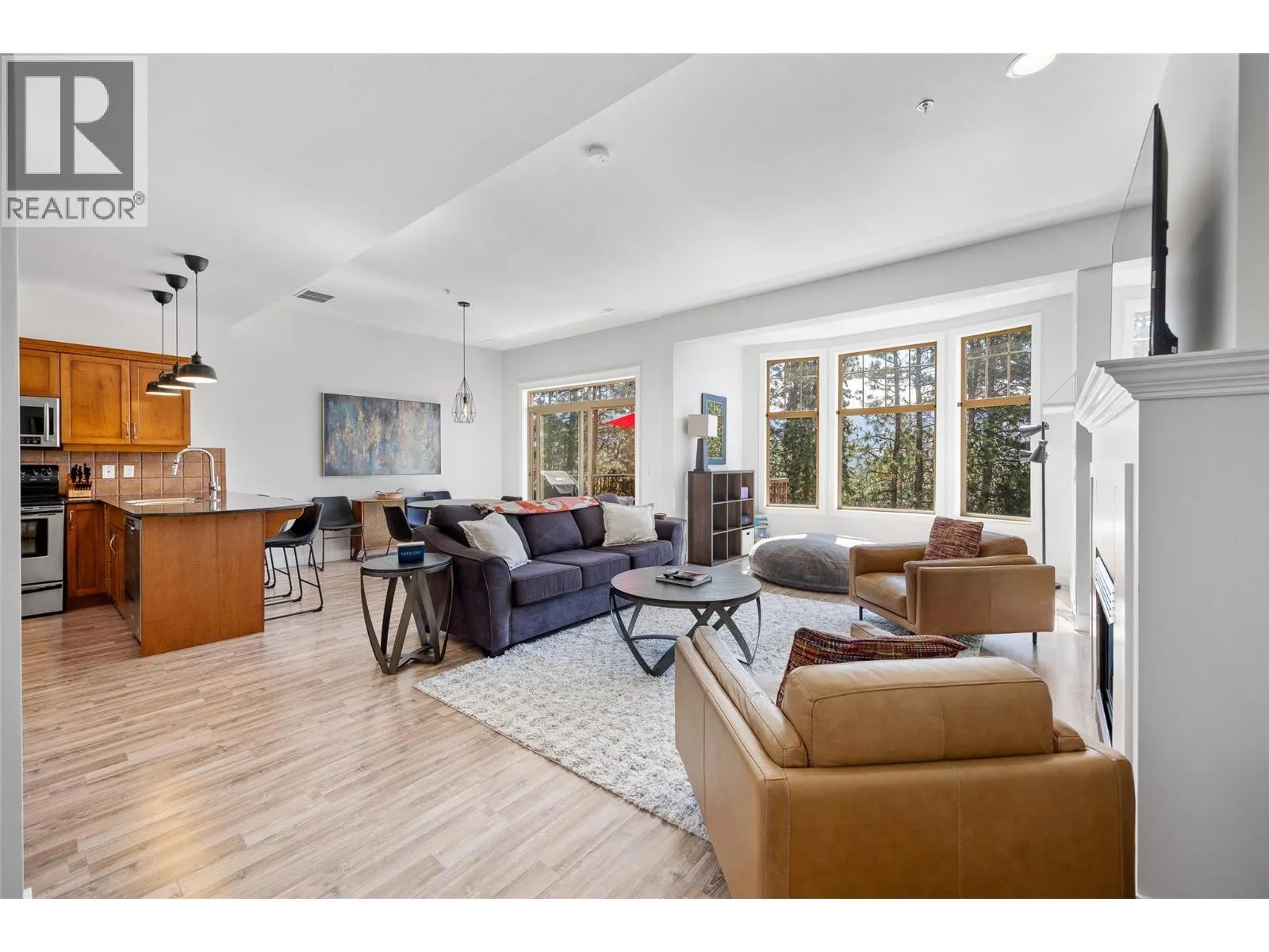 1795 Country Club Drive Unit# 204