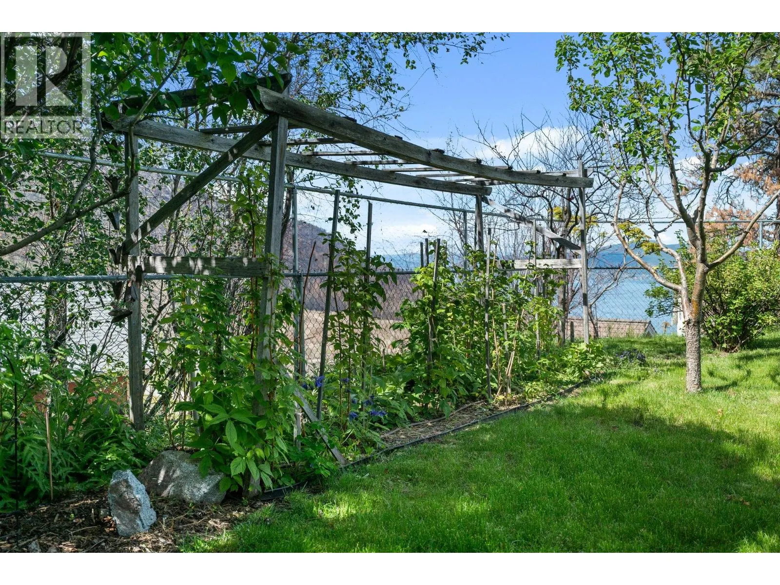 1750 Westside Road N Unit# 9