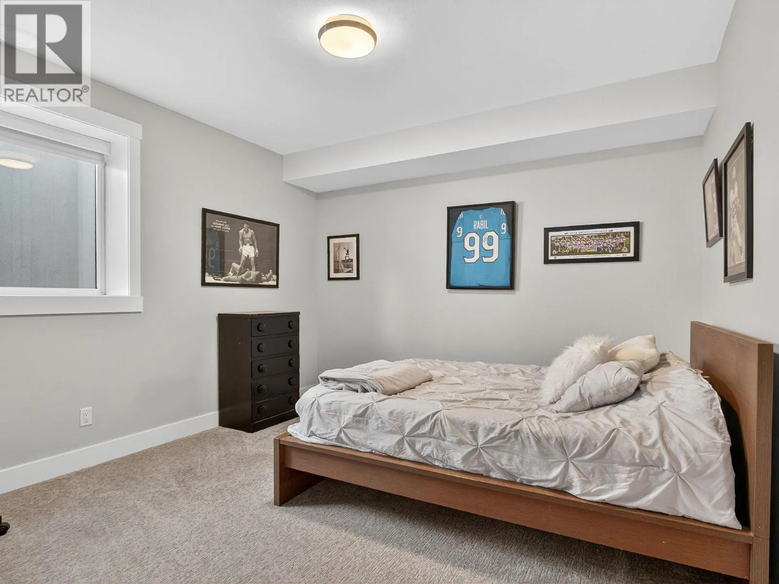 9443 Ledgestone Road