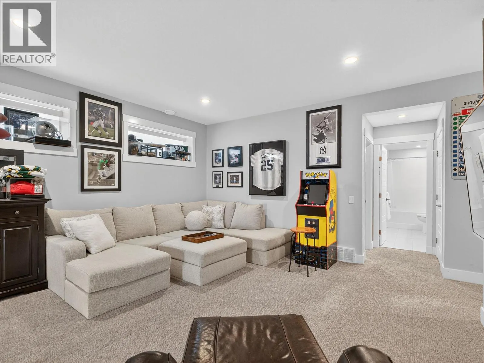 9443 Ledgestone Road