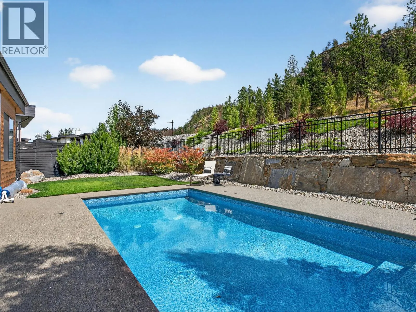 9443 Ledgestone Road
