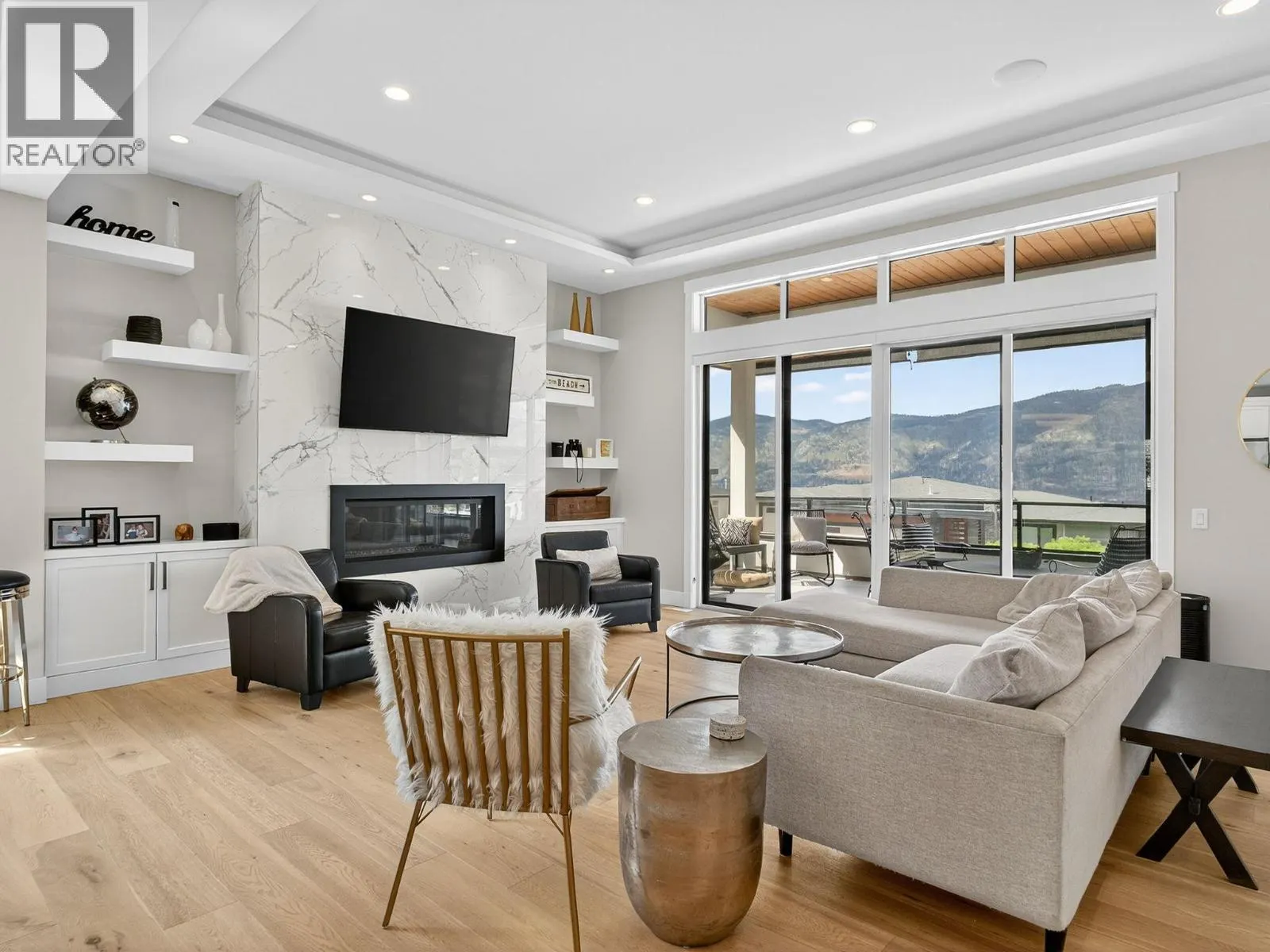 9443 Ledgestone Road
