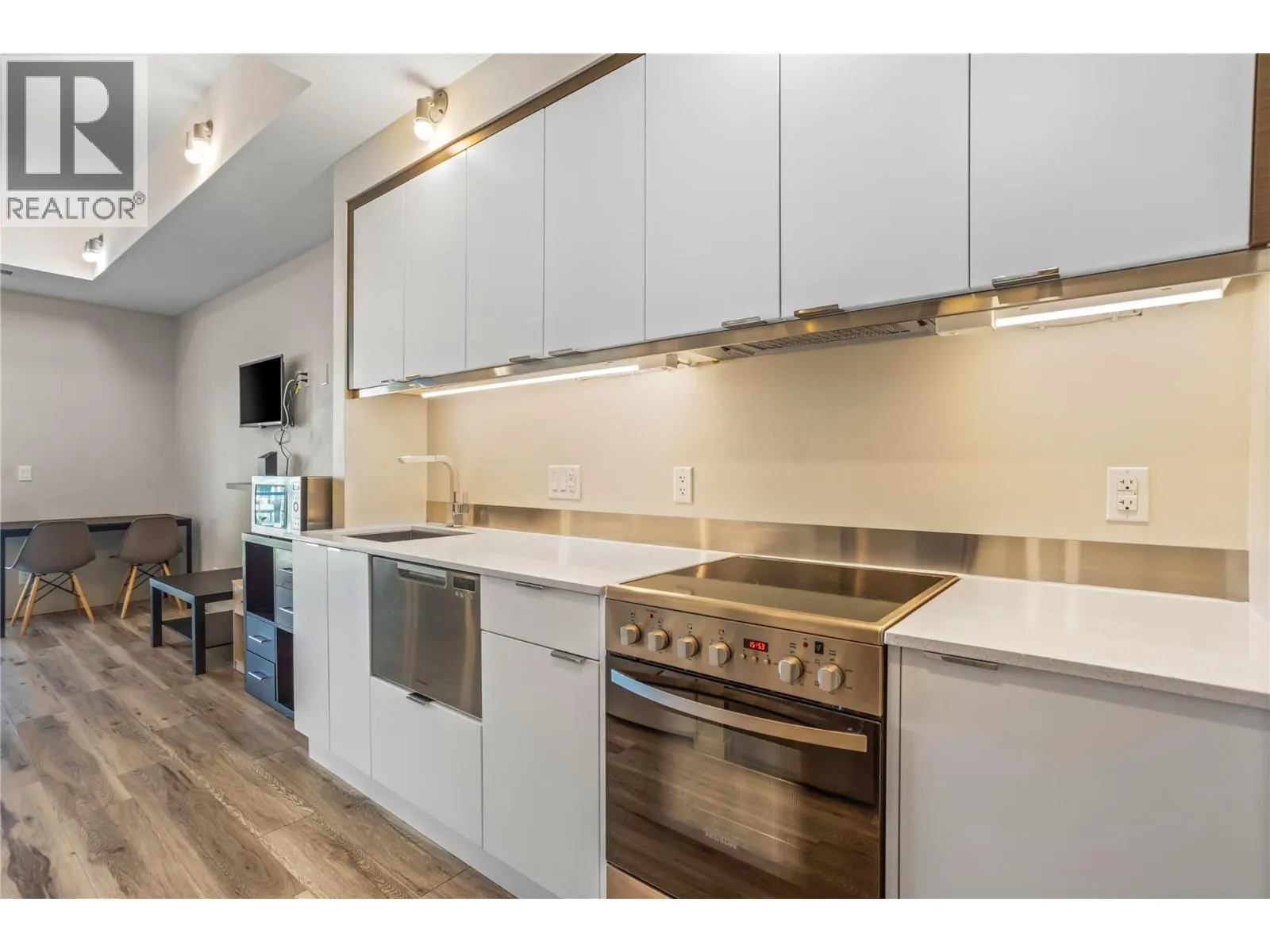 1350 St. Paul Street Unit# 606