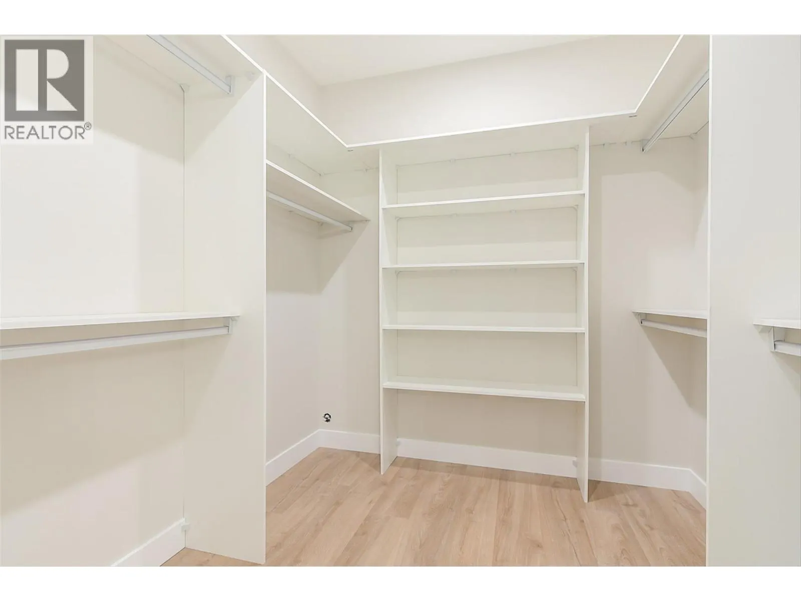 732 Coopland Crescent Unit# 1