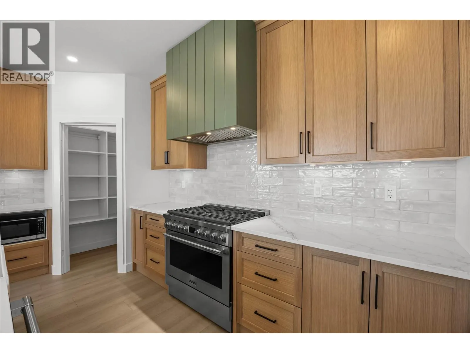 1298 BRECHIN Place
