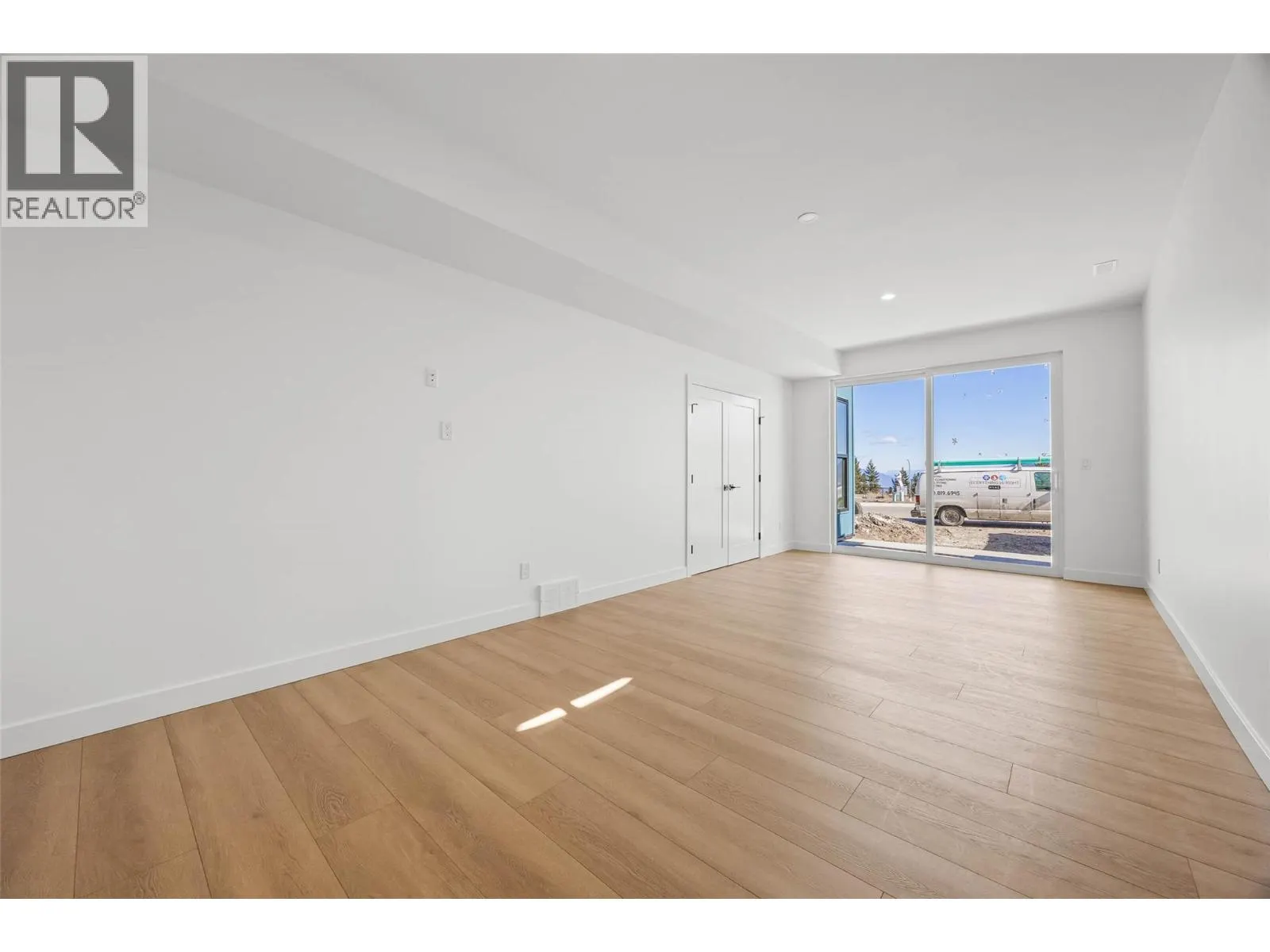 1298 BRECHIN Place