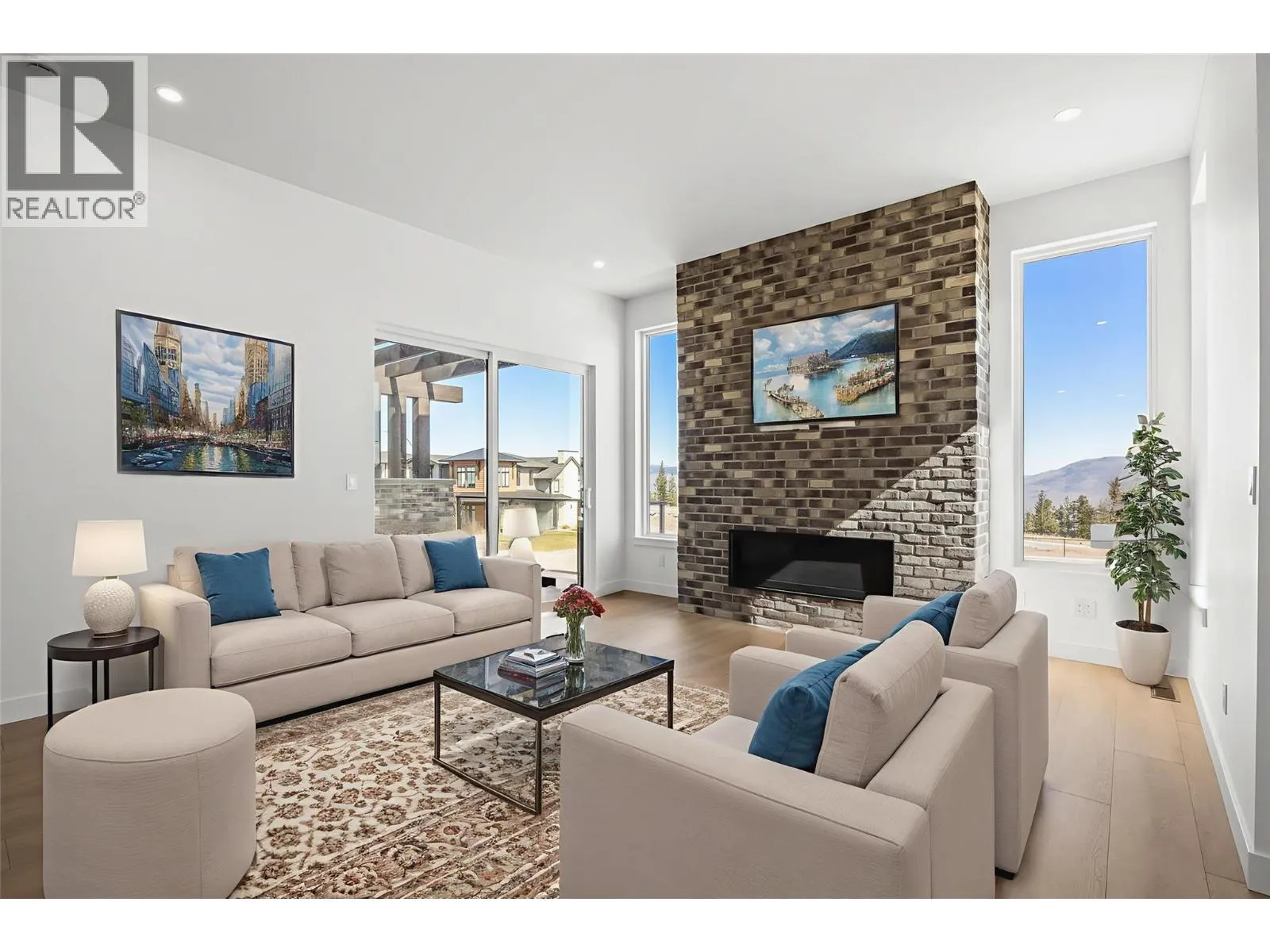 1298 BRECHIN Place