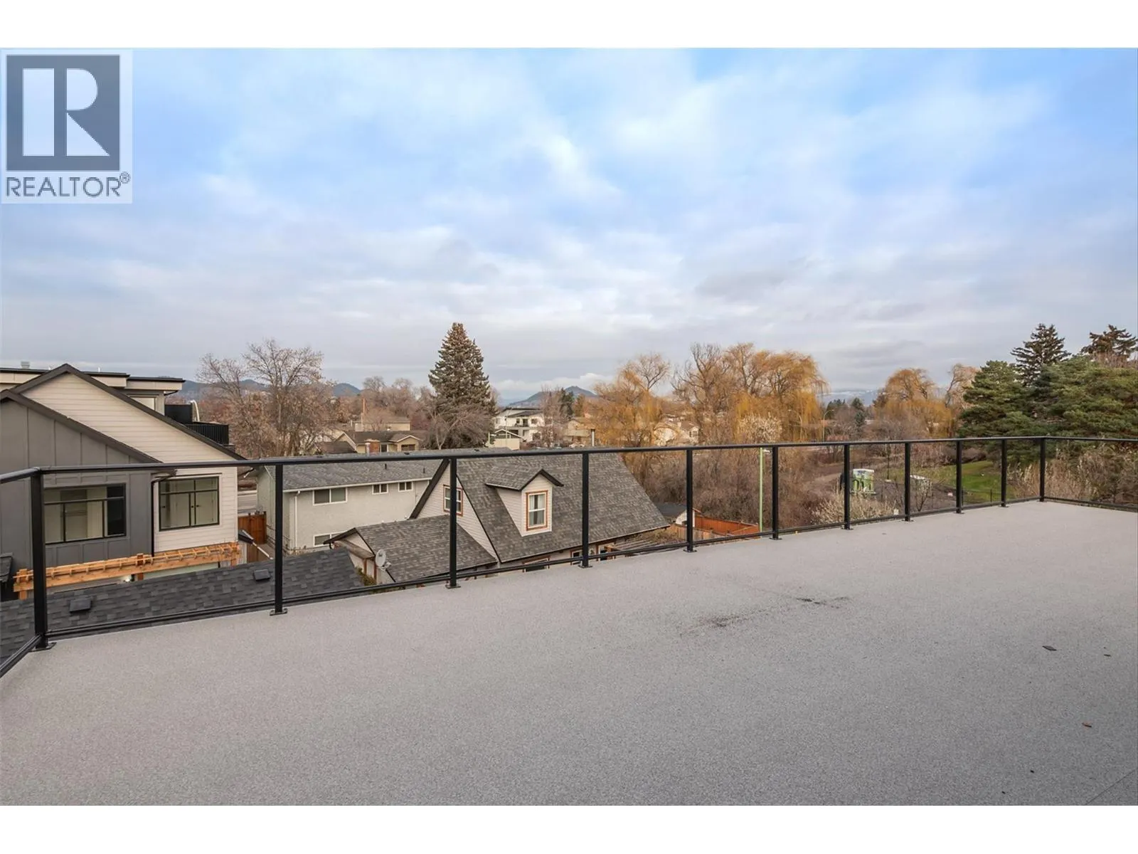 732 Coopland Crescent Unit# 4
