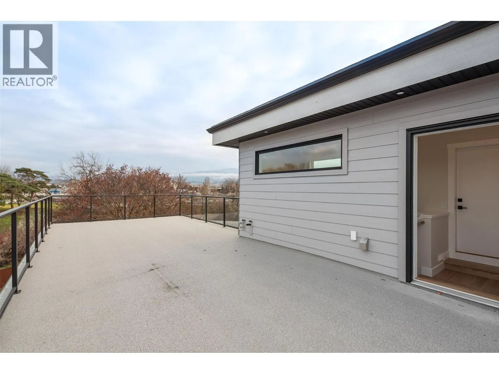 732 Coopland Crescent Unit# 4