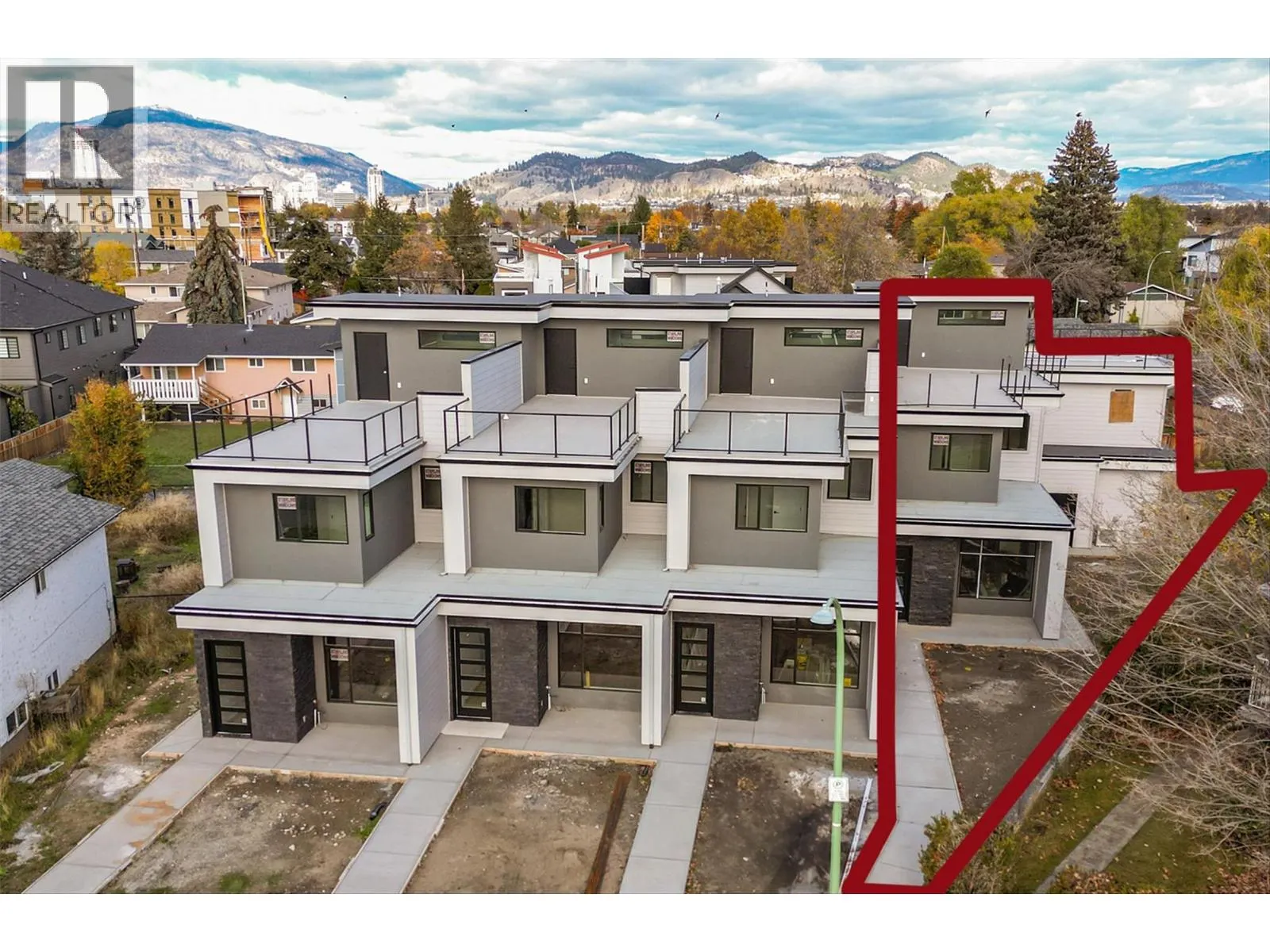 732 Coopland Crescent Unit# 4