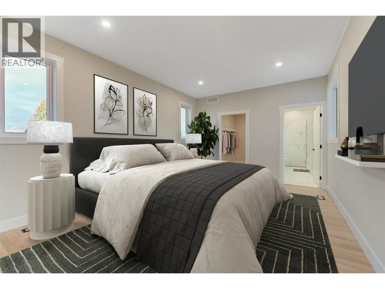 732 Coopland Crescent Unit# 4
