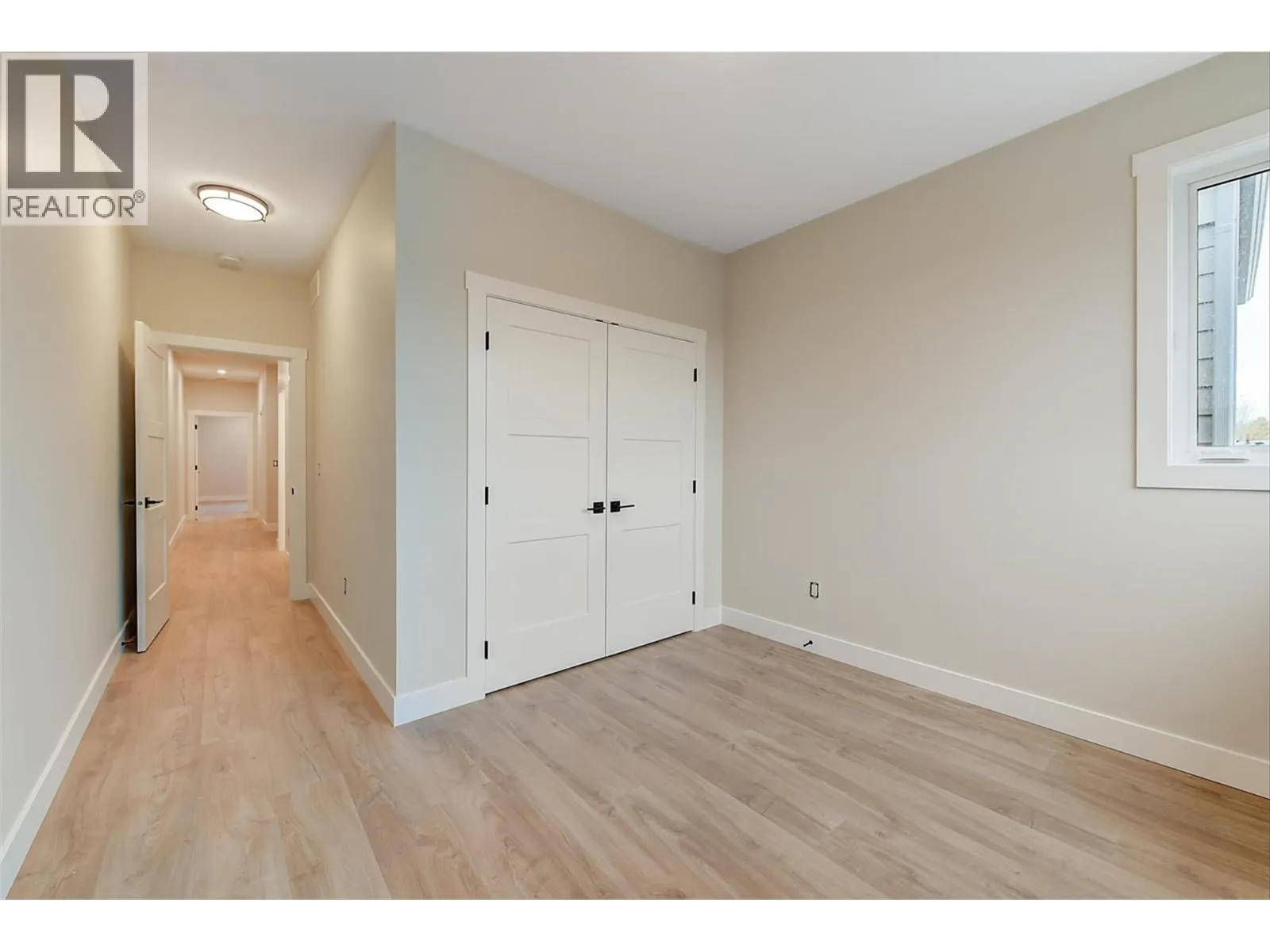 732 Coopland Crescent Unit# 3