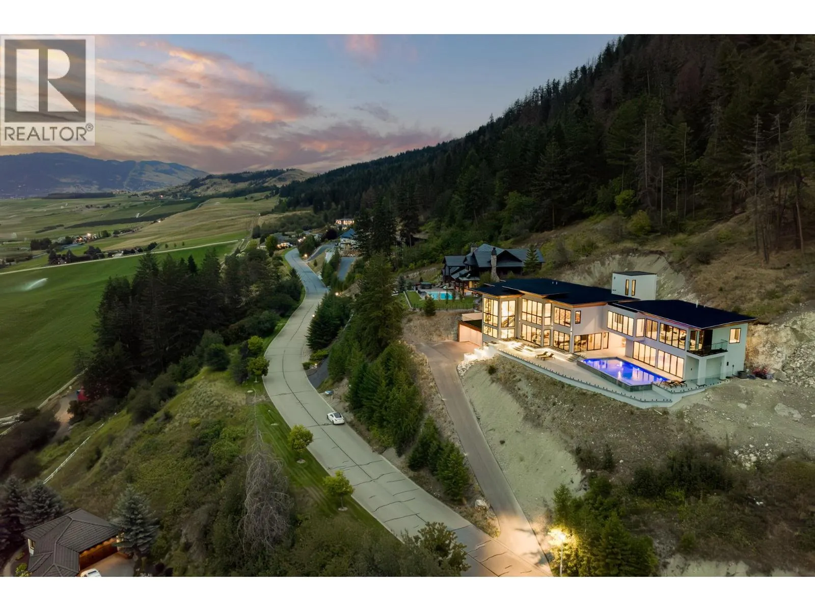 120 Sunset Boulevard