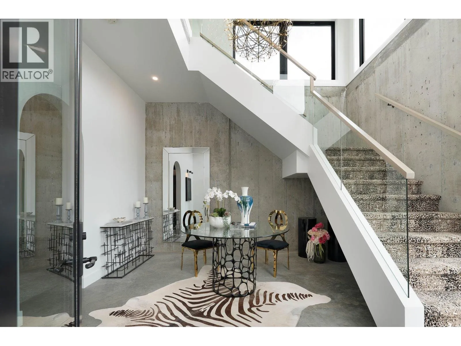 120 Sunset Boulevard
