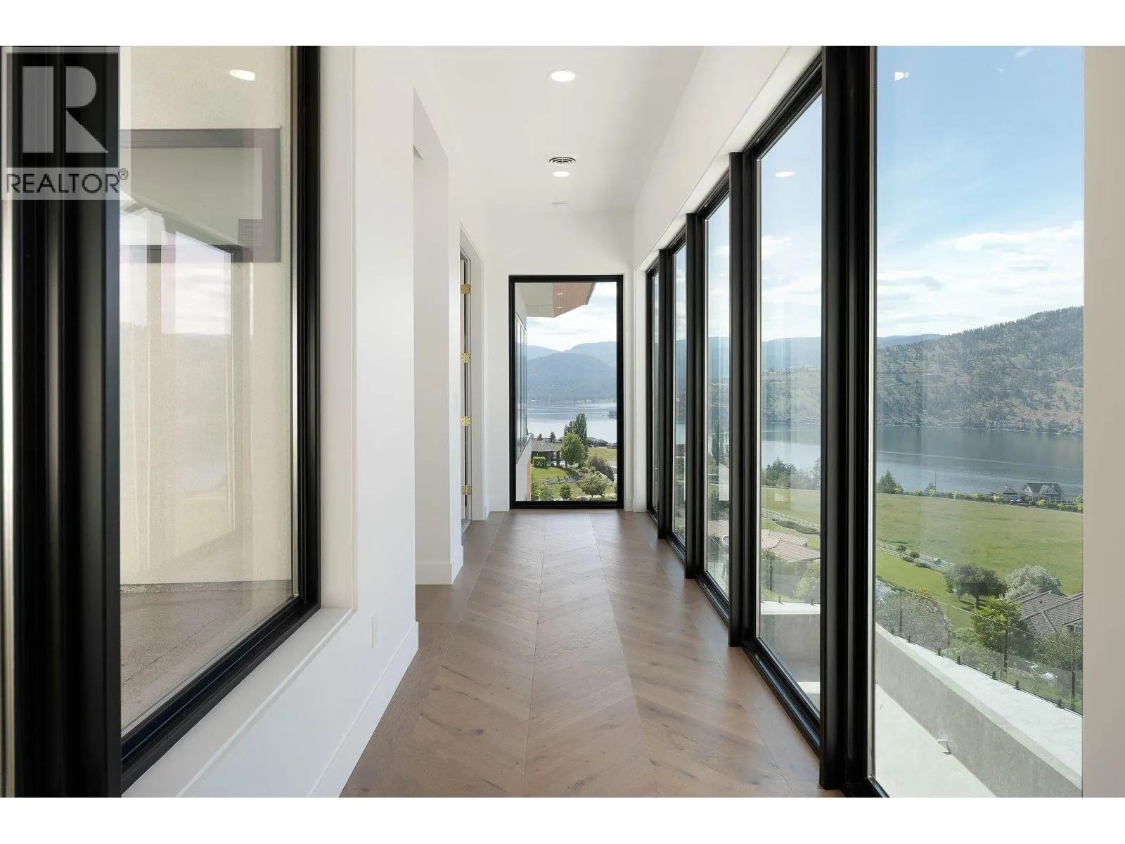 120 Sunset Boulevard