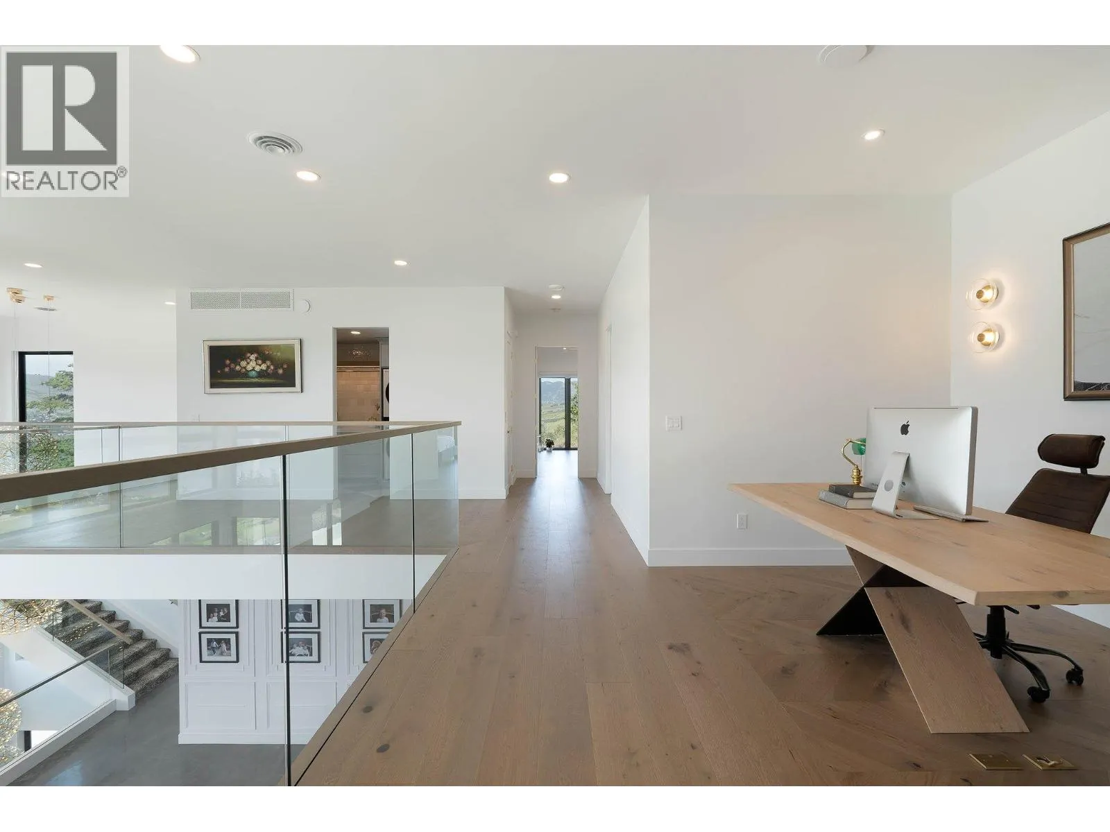120 Sunset Boulevard