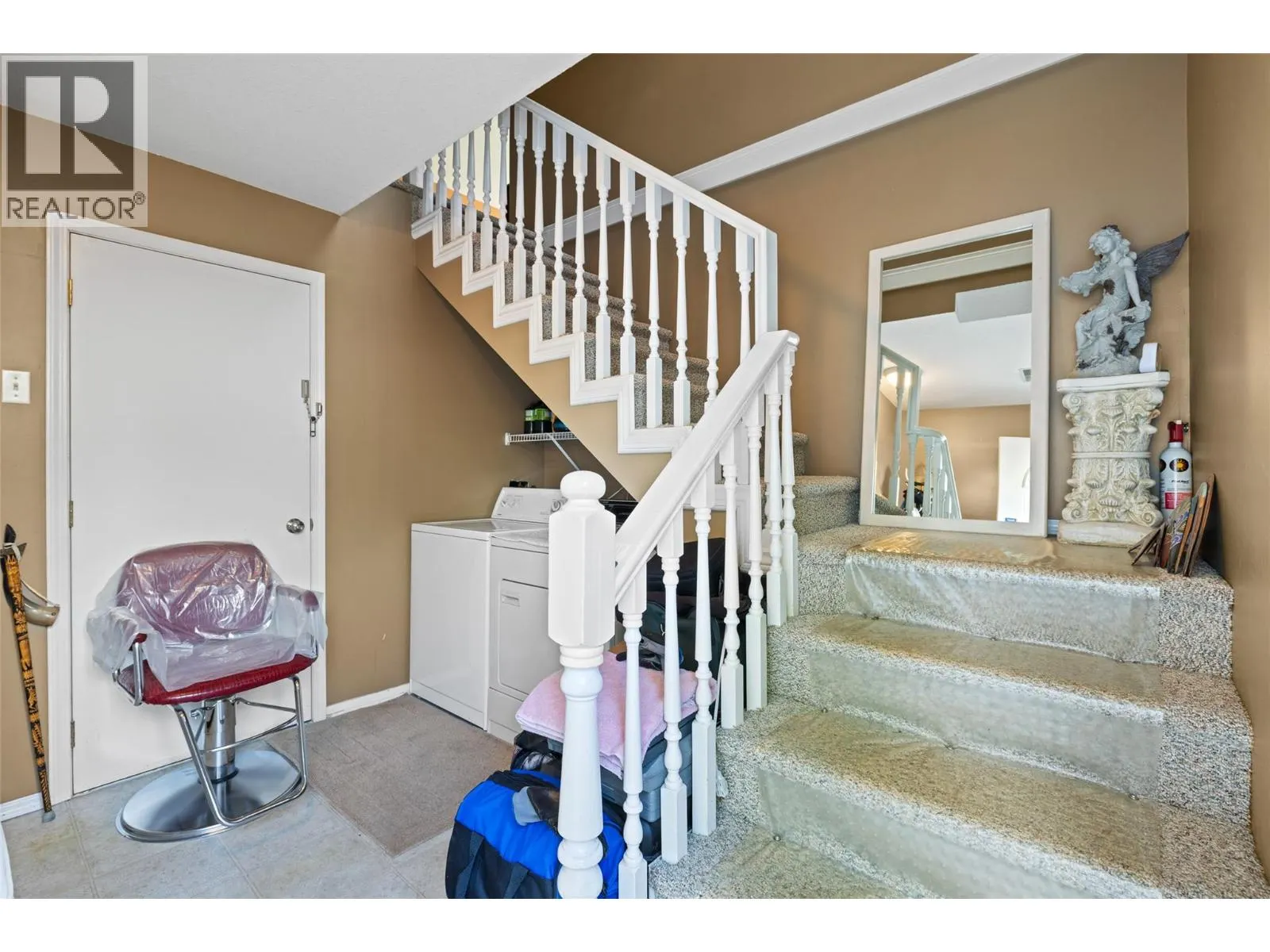922 & 926 Borden Avenue