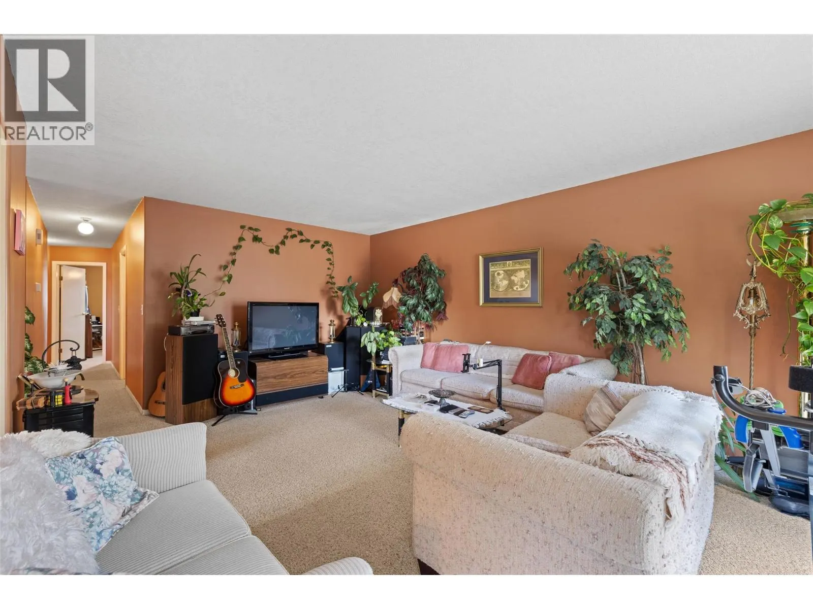 922 & 926 Borden Avenue