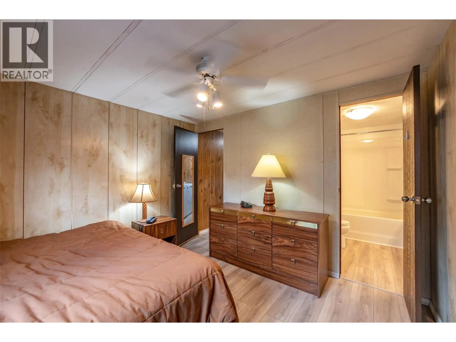 1302 Cedar Street Unit# 32