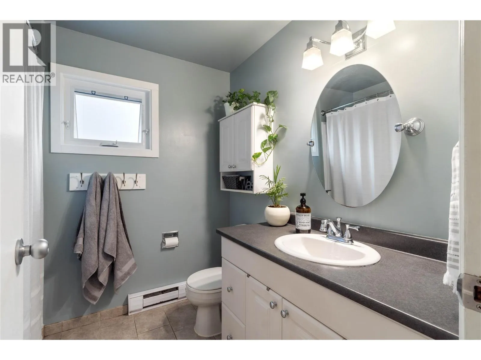 1605 Summit Drive Unit# 22