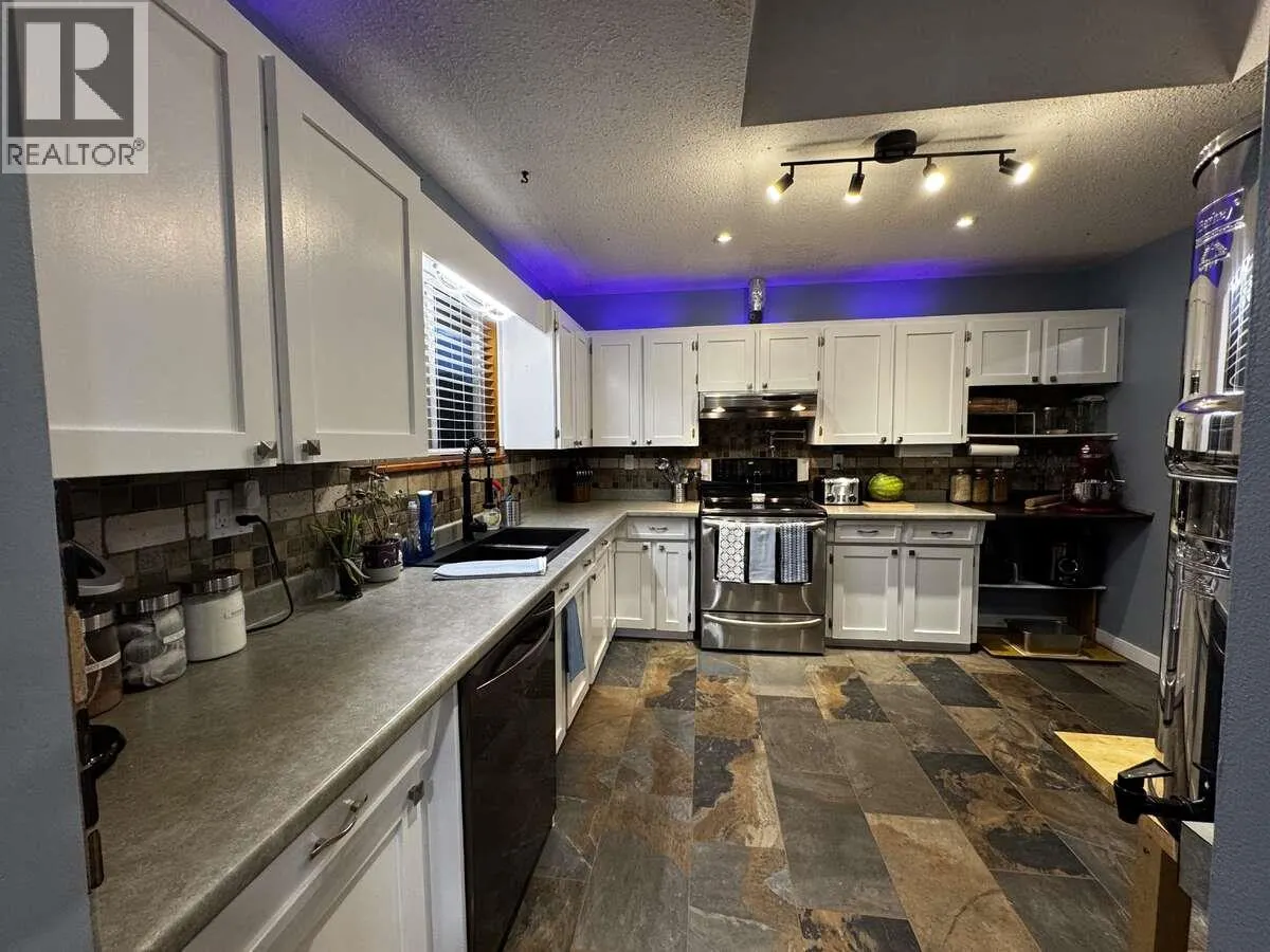 285 Huckleberry Place