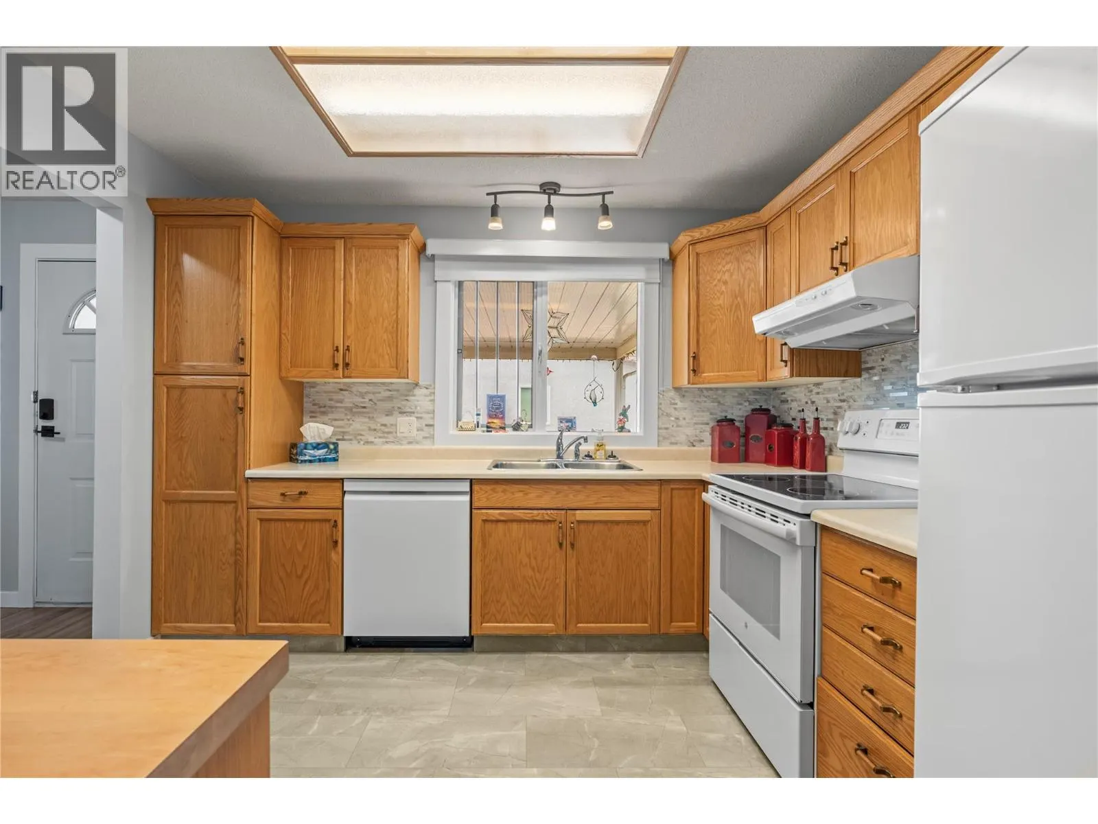 3900 27 Avenue Unit# 96