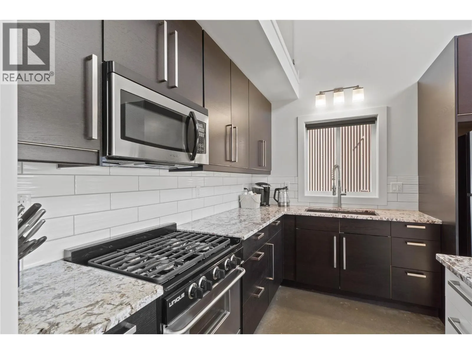 3672 SABISTON CREEK Road Unit# 6