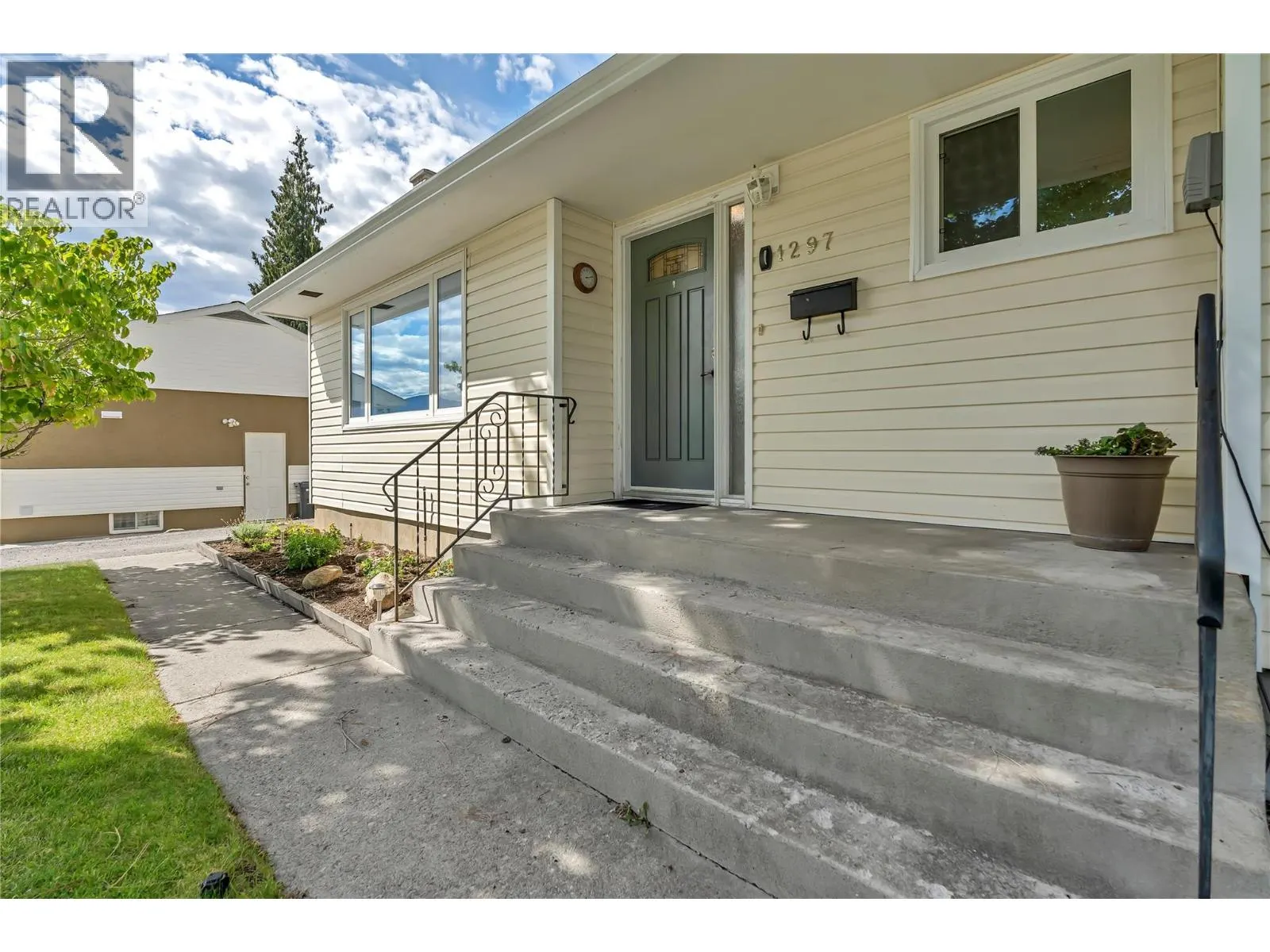 1297 Penticton Avenue