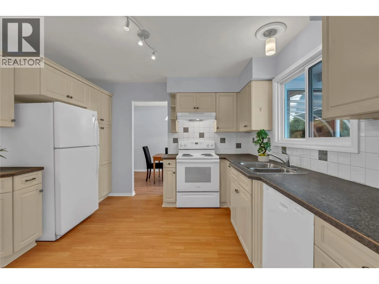 1297 Penticton Avenue