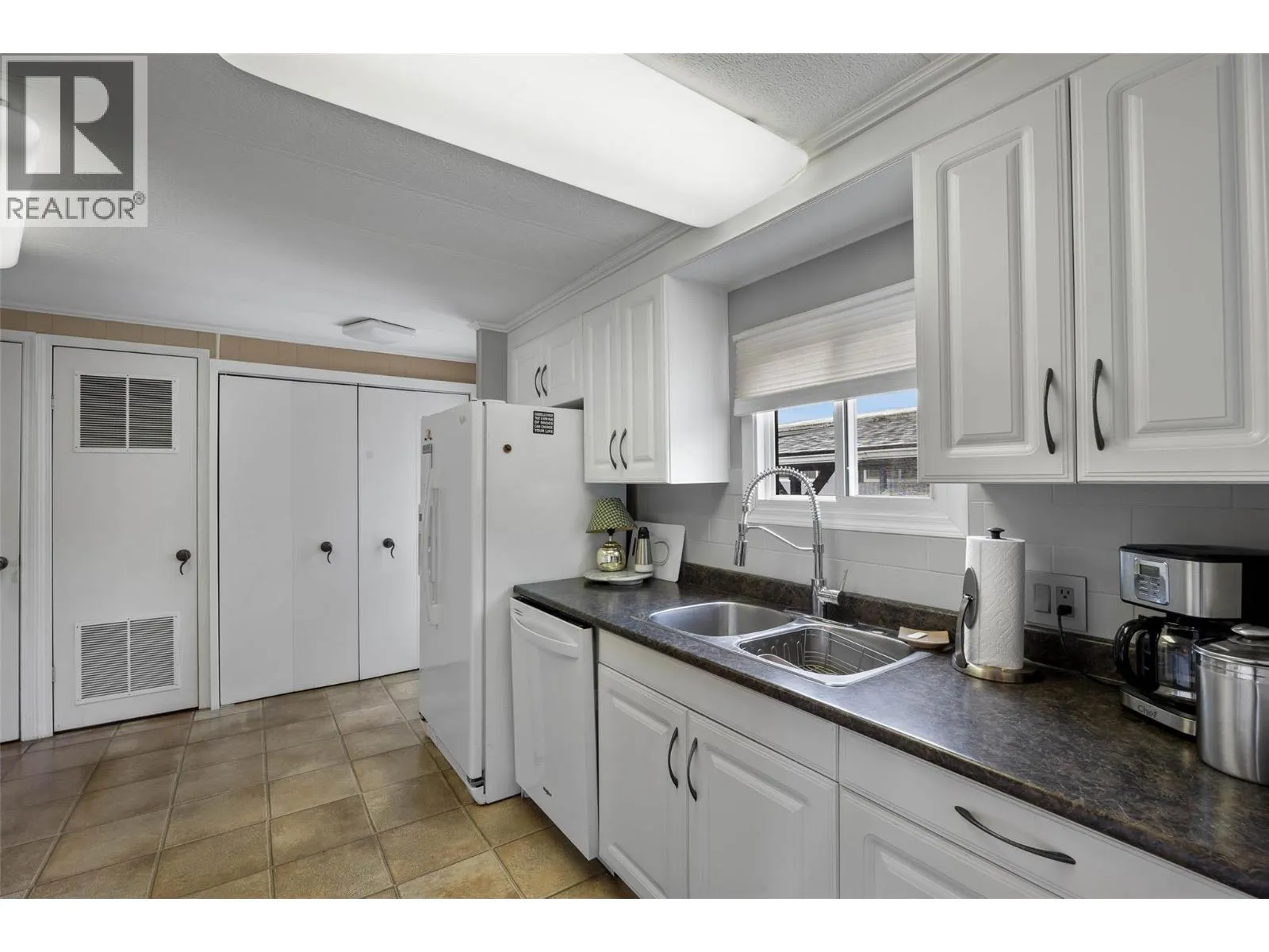 2400 OAKDALE Way Unit# 236