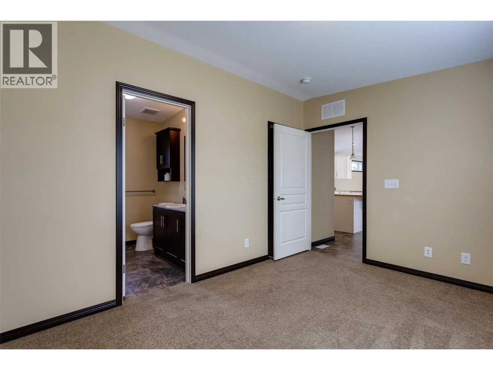 8945 Highway 97 N Unit# 60