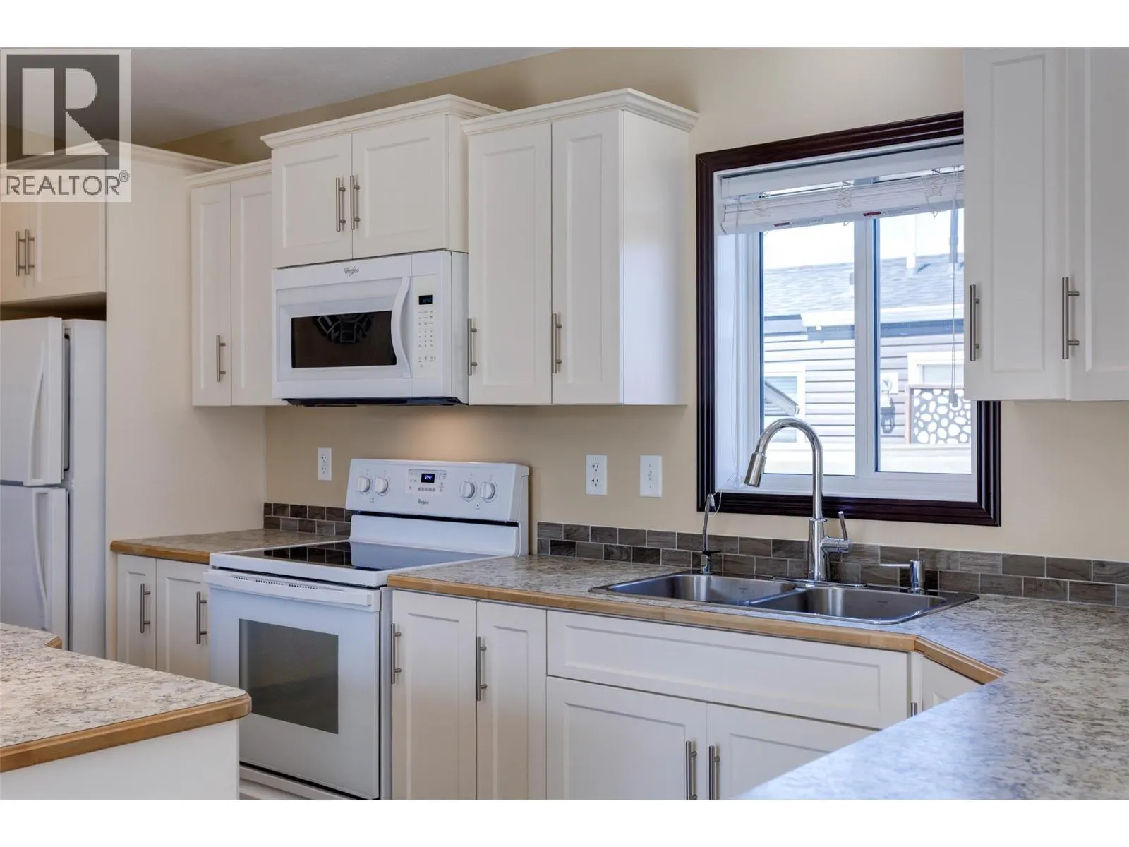 8945 Highway 97 N Unit# 60