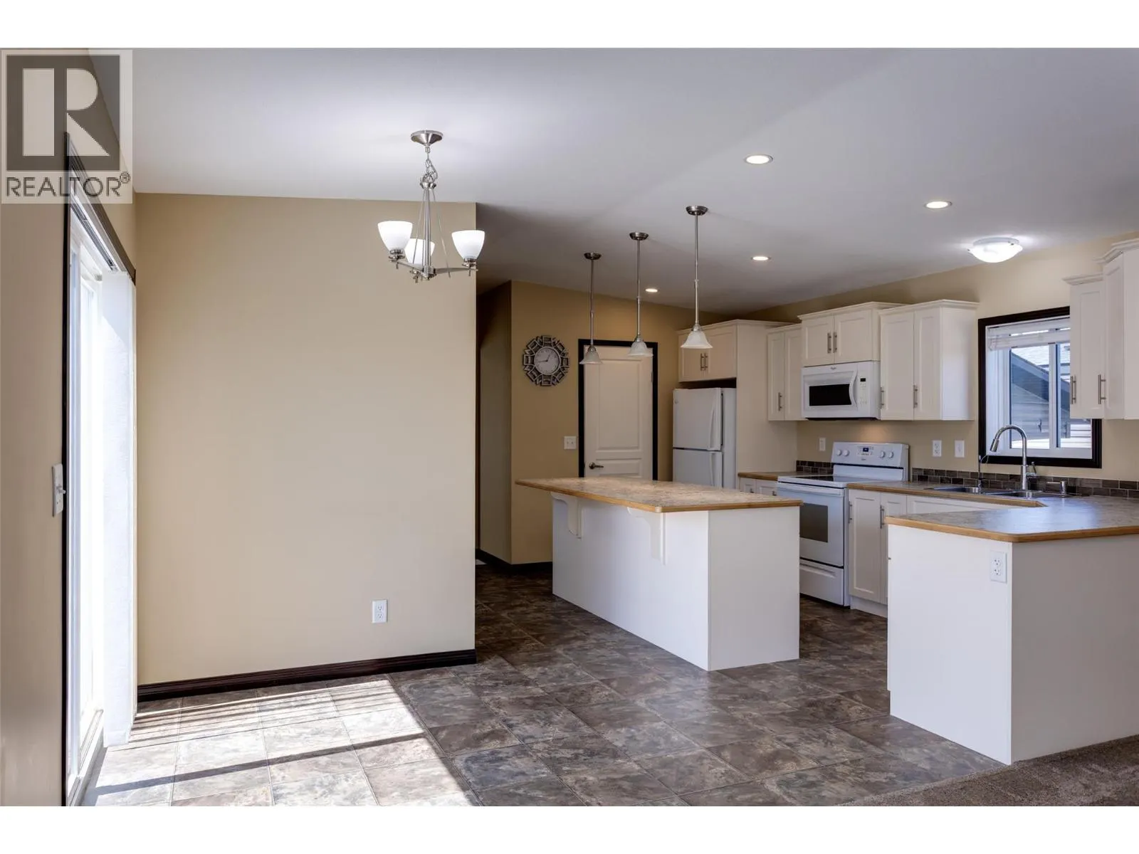 8945 Highway 97 N Unit# 60