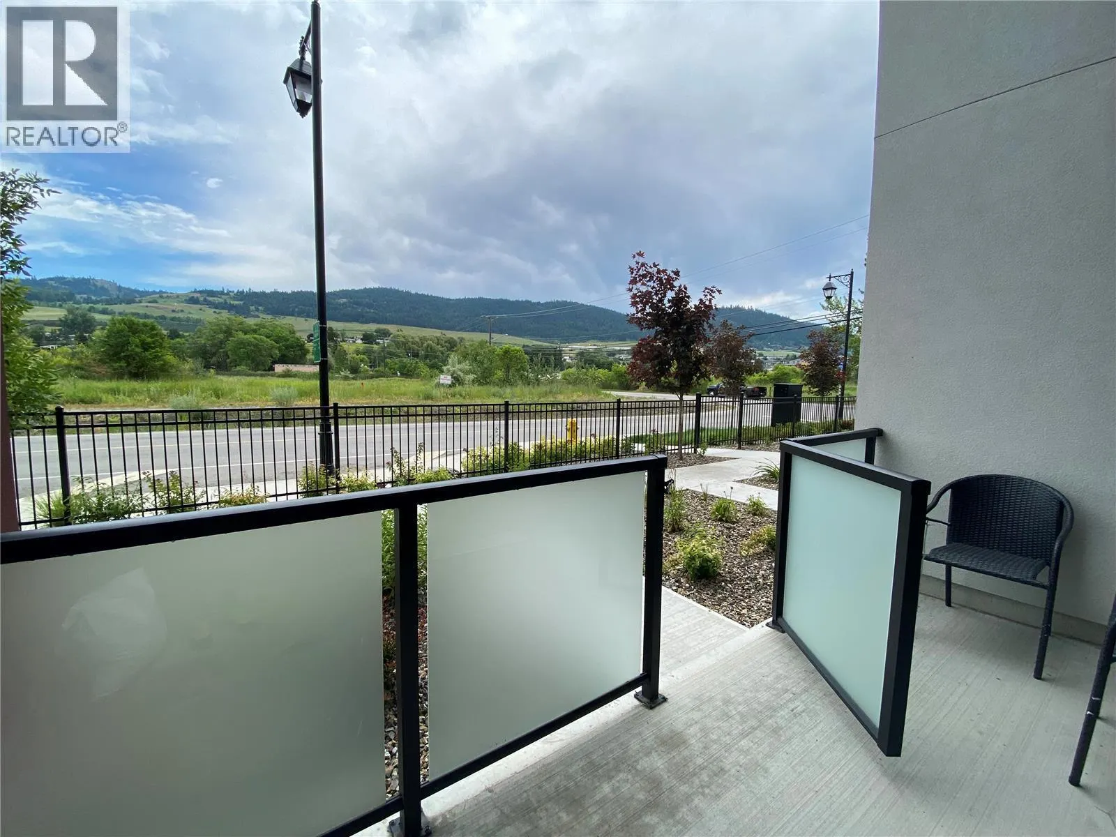 2555 Lakeshore Road Unit# 101