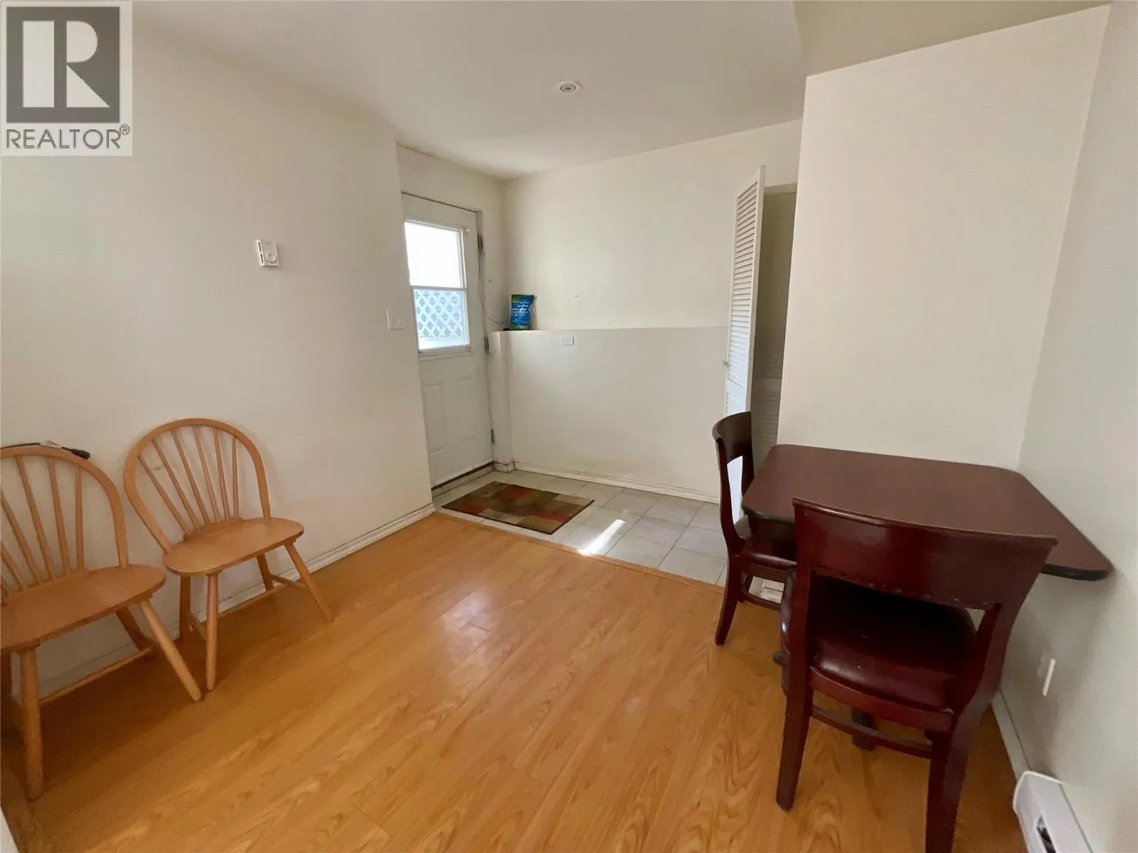 32 Valleyview Place