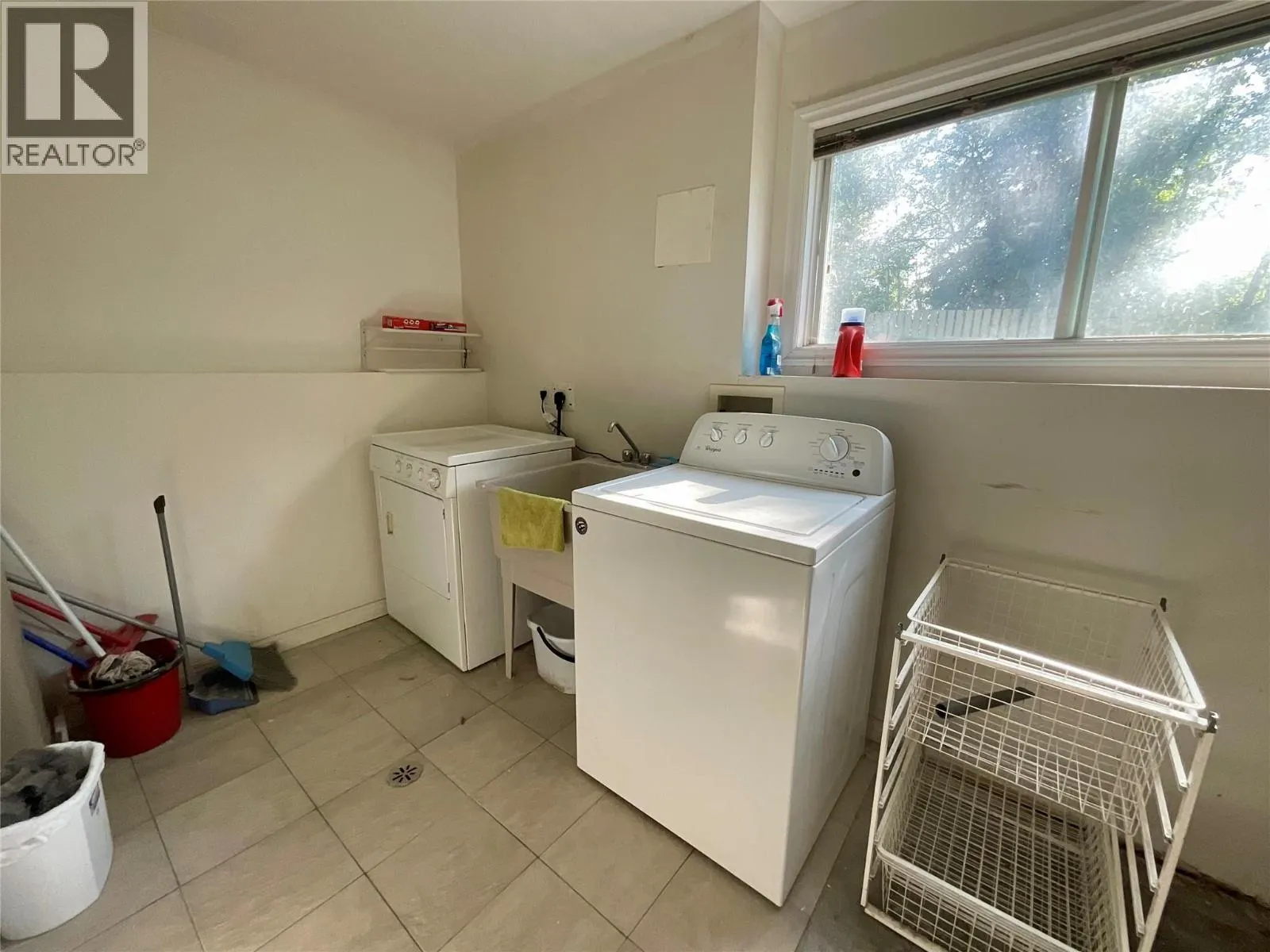 32 Valleyview Place