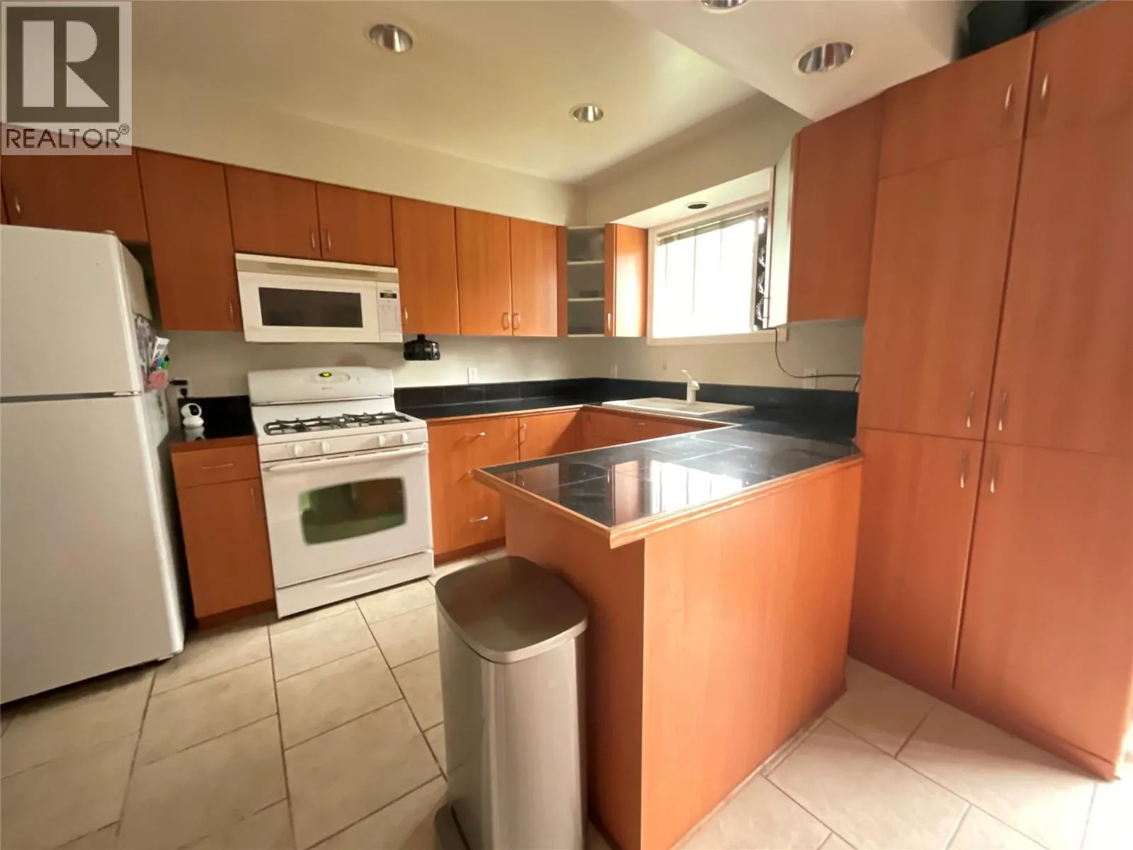 32 Valleyview Place