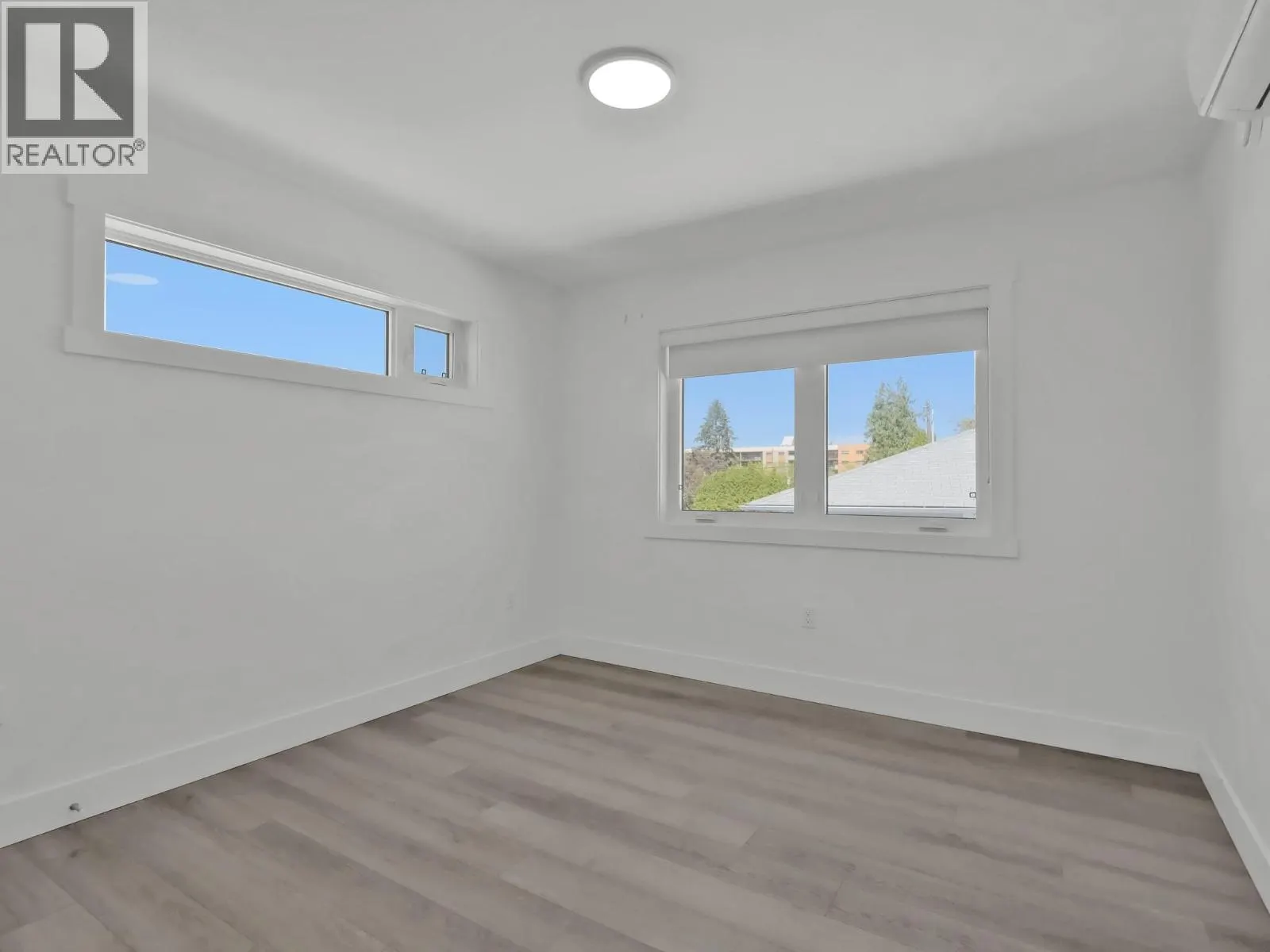 54 GRANBY Avenue