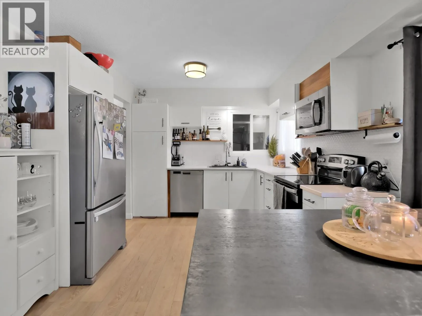 54 GRANBY Avenue