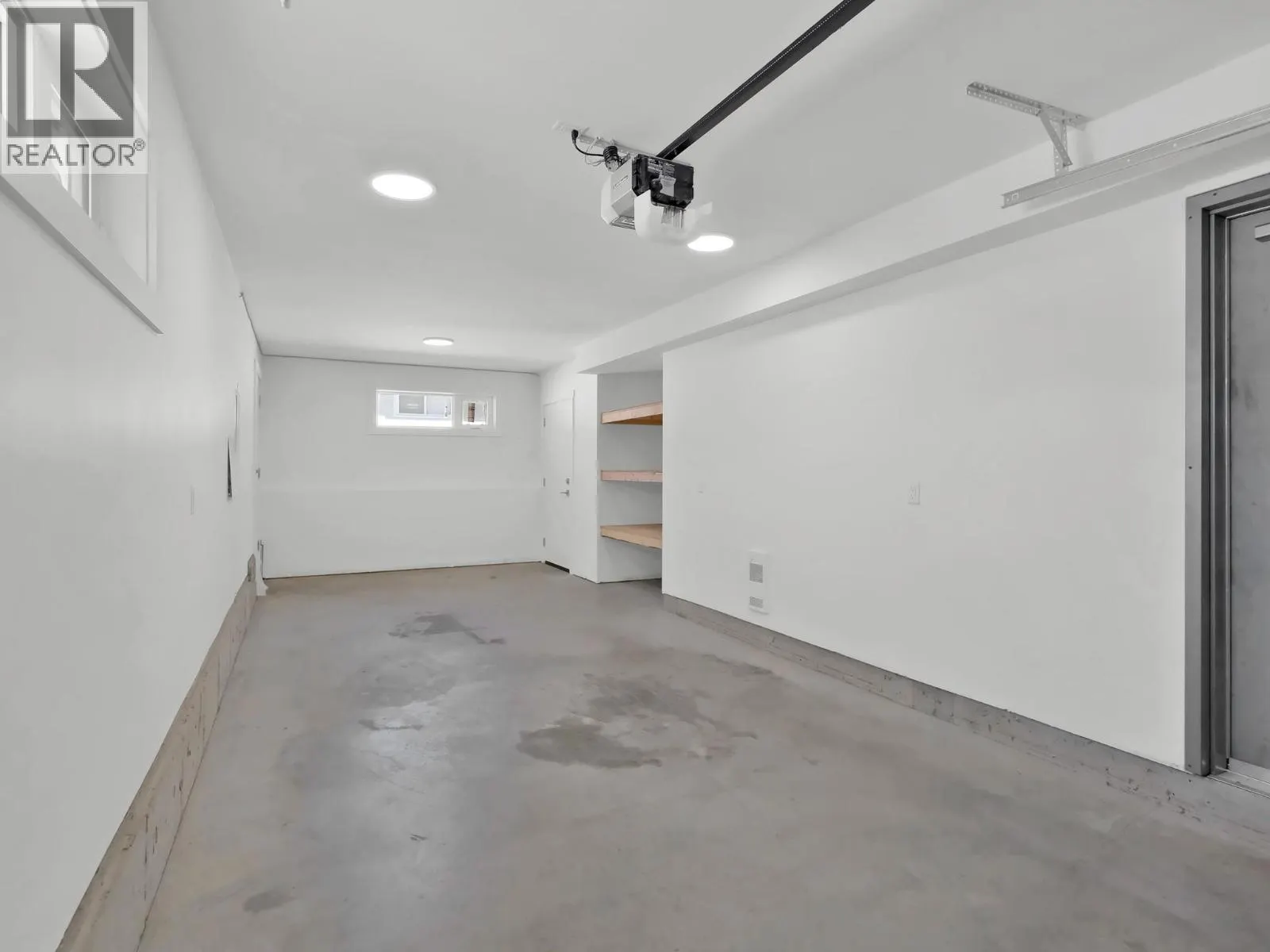 54 GRANBY Avenue