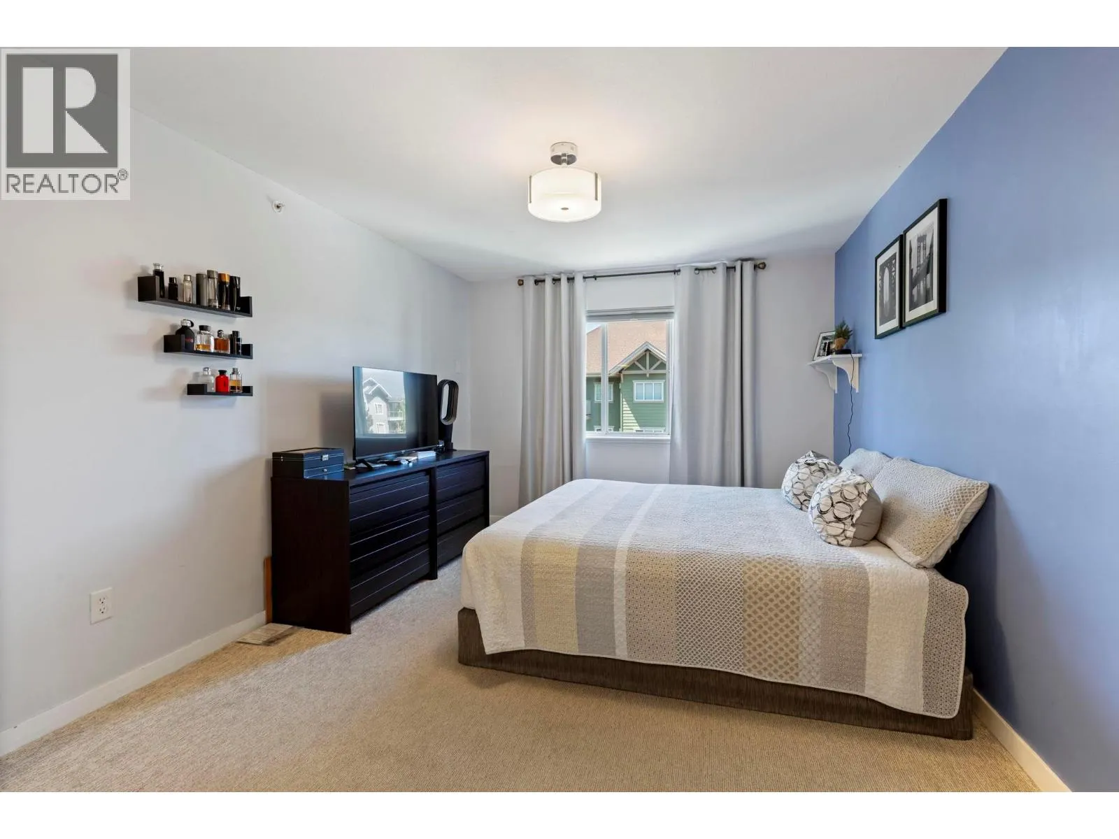 686 Lequime Road Unit# 403