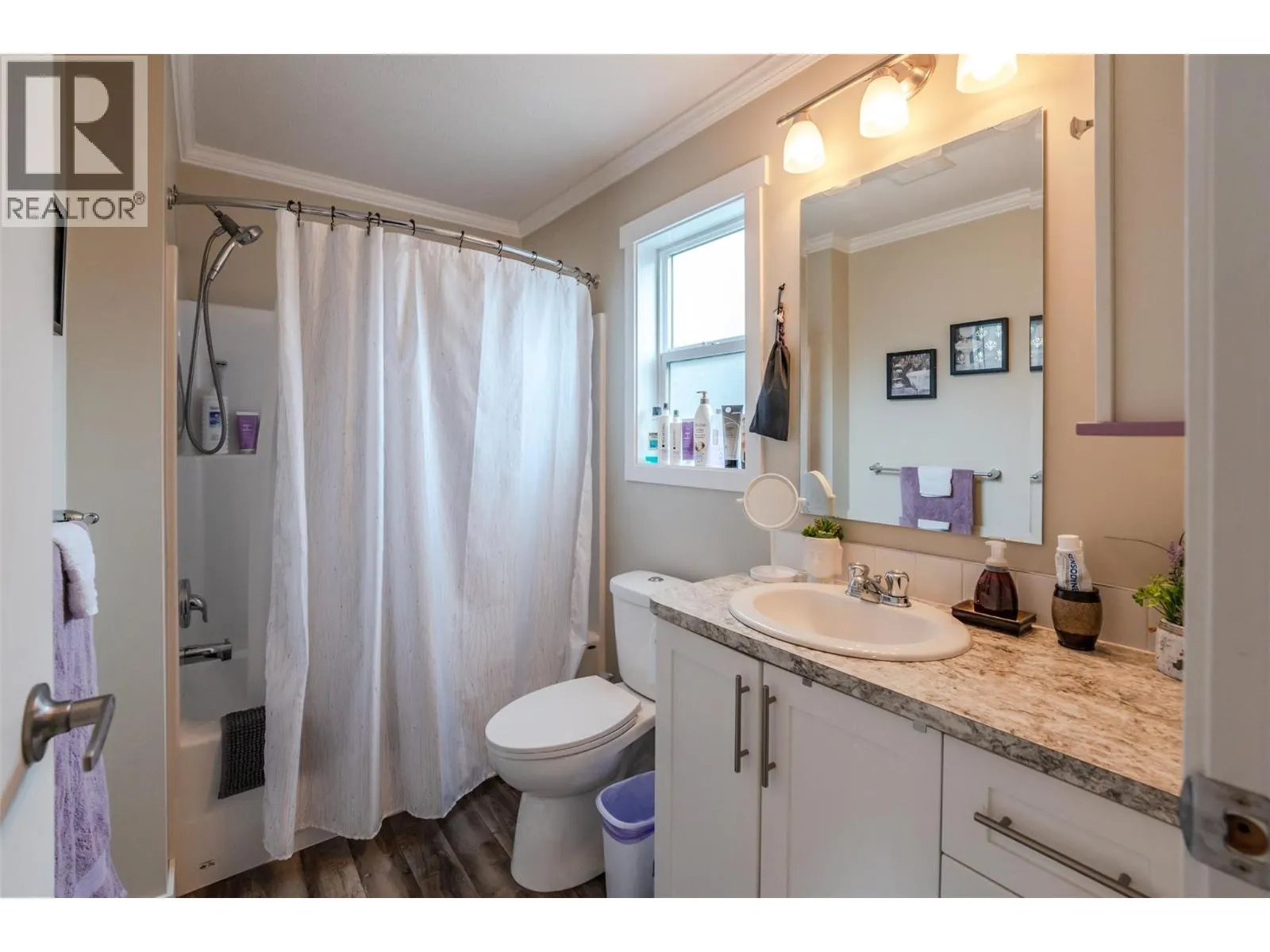 8598 Hwy 97 Unit# 102